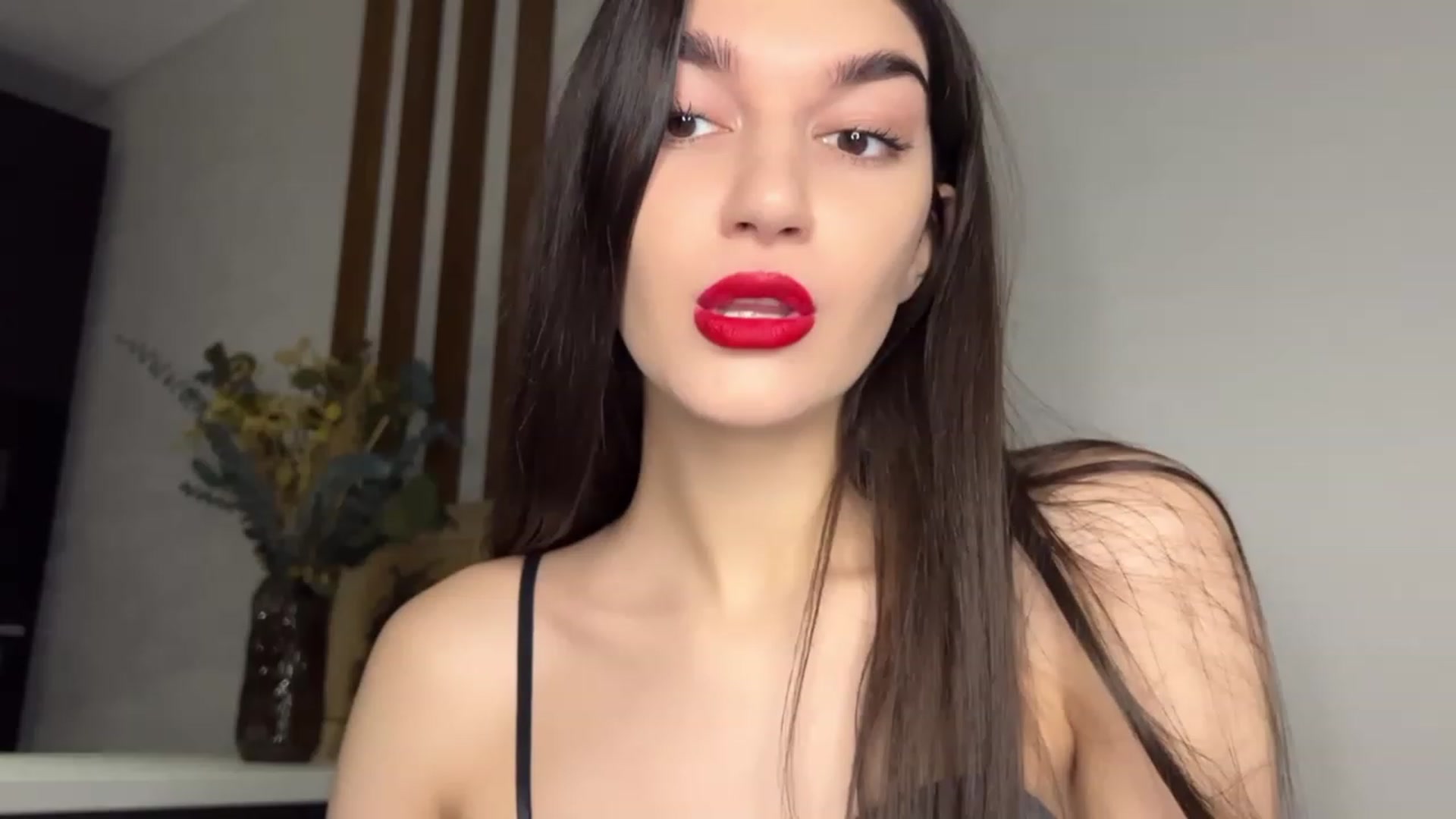 Gallery image thumbnail from BowtoRina's myfreecams stream on, 11/27/2023, 13:29 image 20 of 20