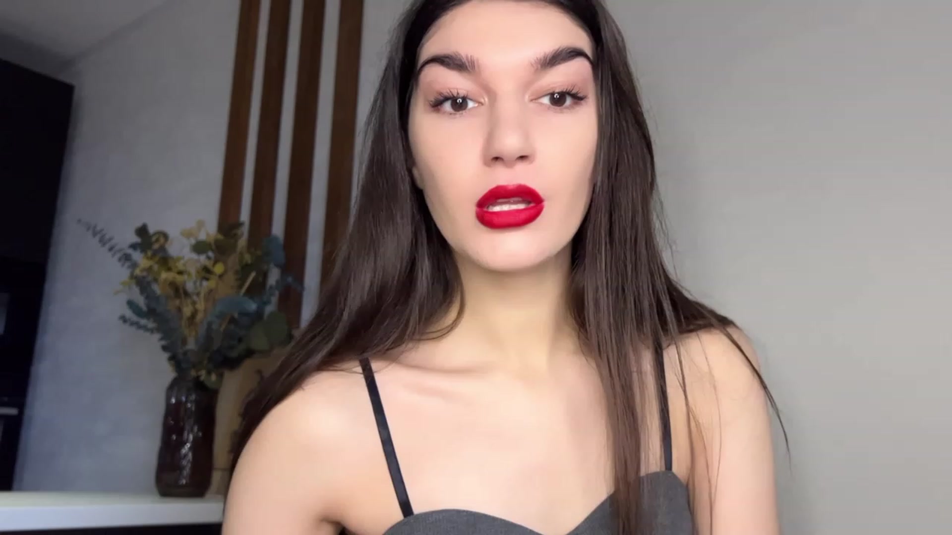 Gallery image thumbnail from BowtoRina's myfreecams stream on, 11/27/2023, 13:29 image 1 of 20