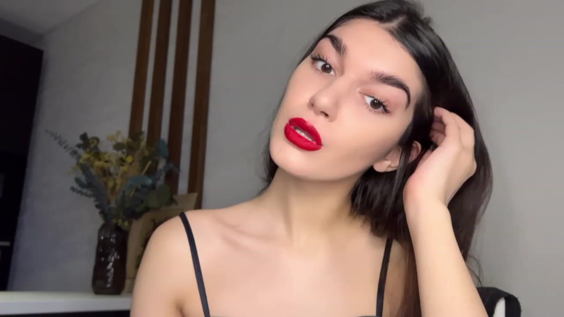 Gallery image thumbnail from BowtoRina's myfreecams stream on, 11/27/2023, 13:29 image 12 of 20