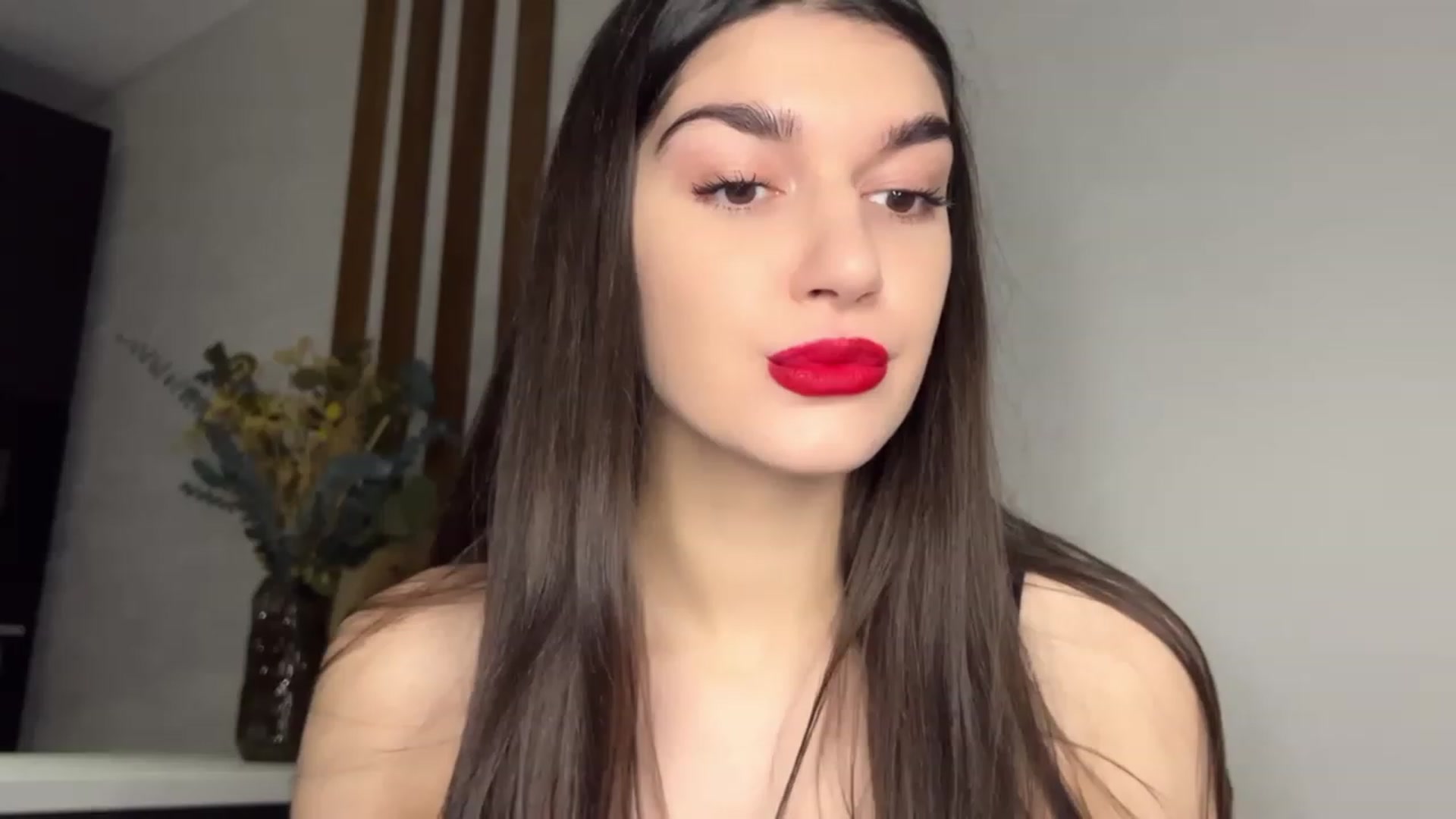 Gallery image thumbnail from BowtoRina's myfreecams stream on, 11/27/2023, 14:15 image 6 of 20