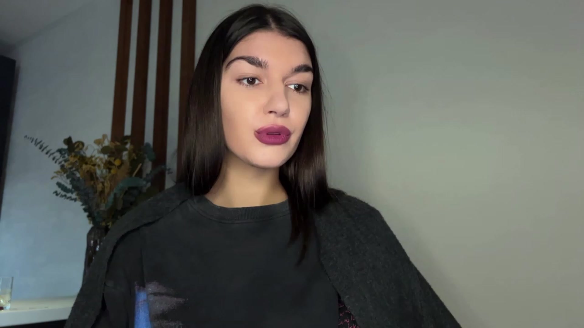 Gallery image thumbnail from BowtoRina's myfreecams stream on, 11/29/2023, 12:48 image 5 of 20