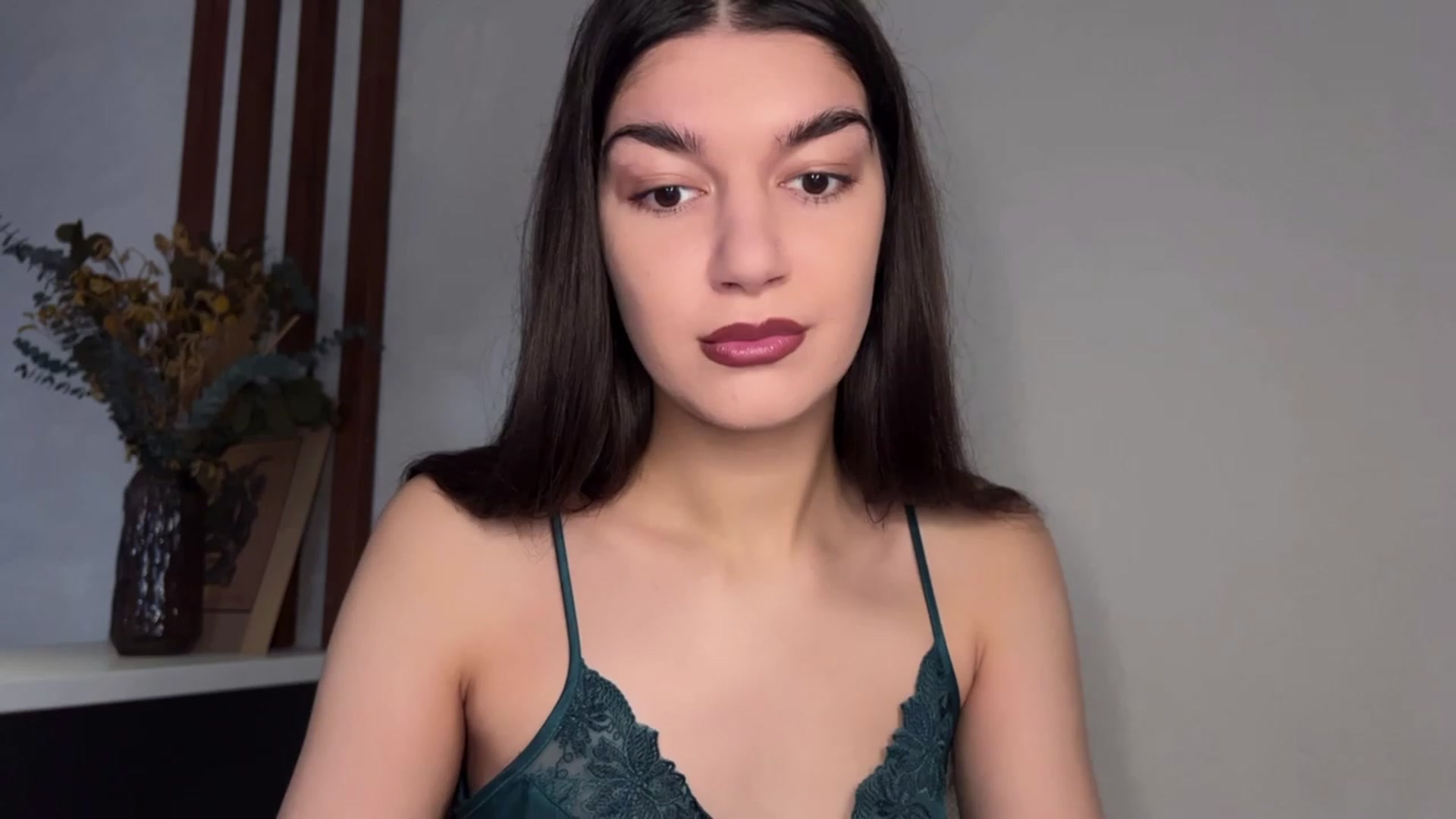 Gallery image thumbnail from BowtoRina's myfreecams stream on, 12/05/2023, 11:14 image 12 of 20