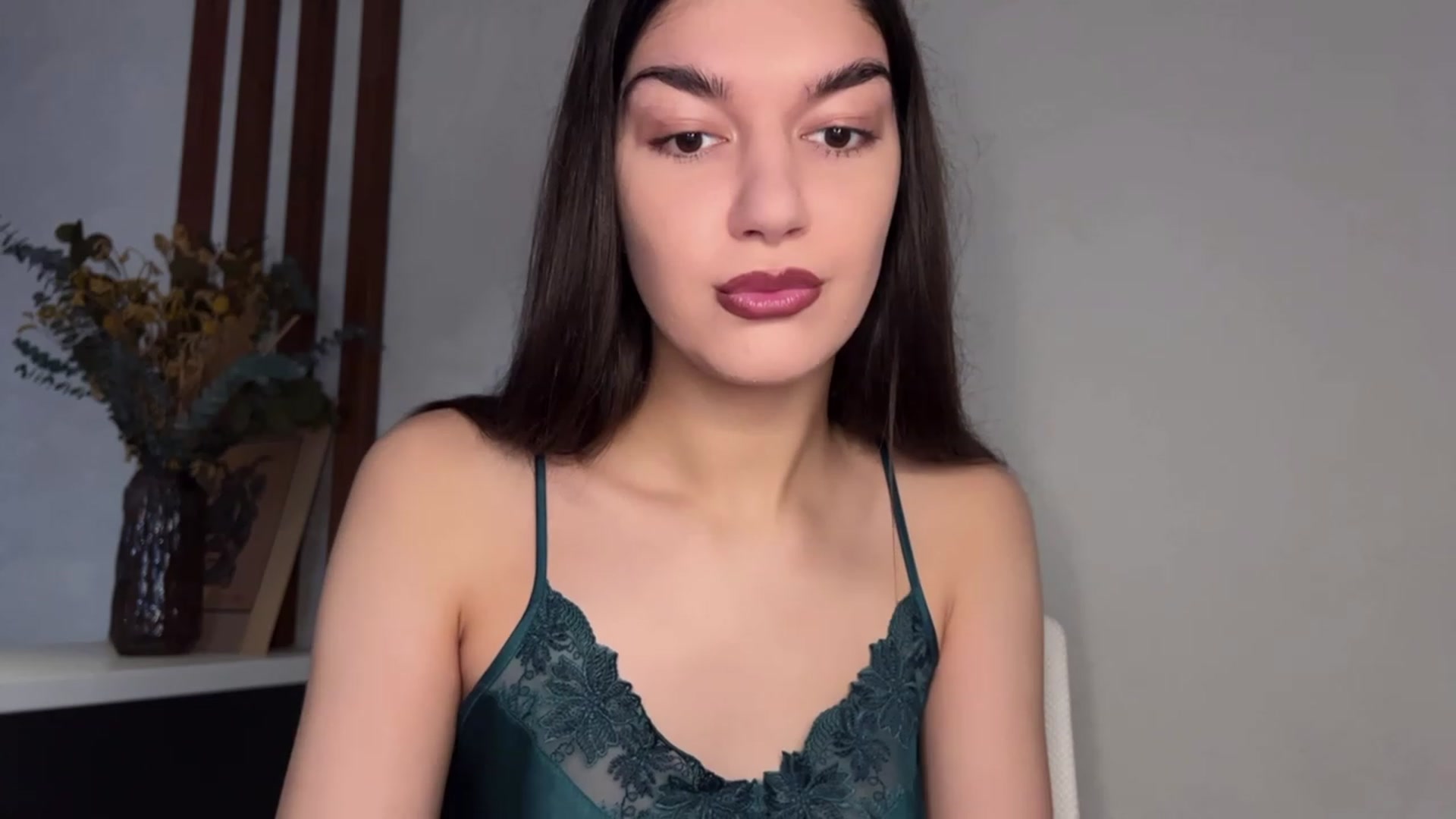 Gallery image thumbnail from BowtoRina's myfreecams stream on, 12/05/2023, 11:14 image 11 of 20