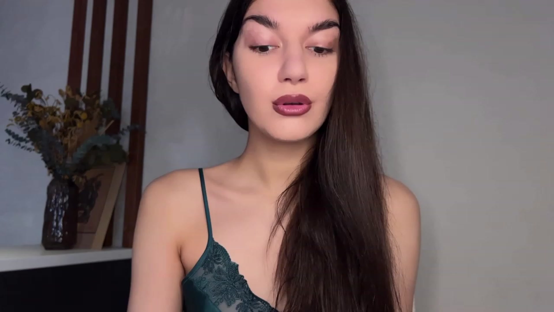 Gallery image thumbnail from BowtoRina's myfreecams stream on, 12/05/2023, 11:14 image 2 of 20
