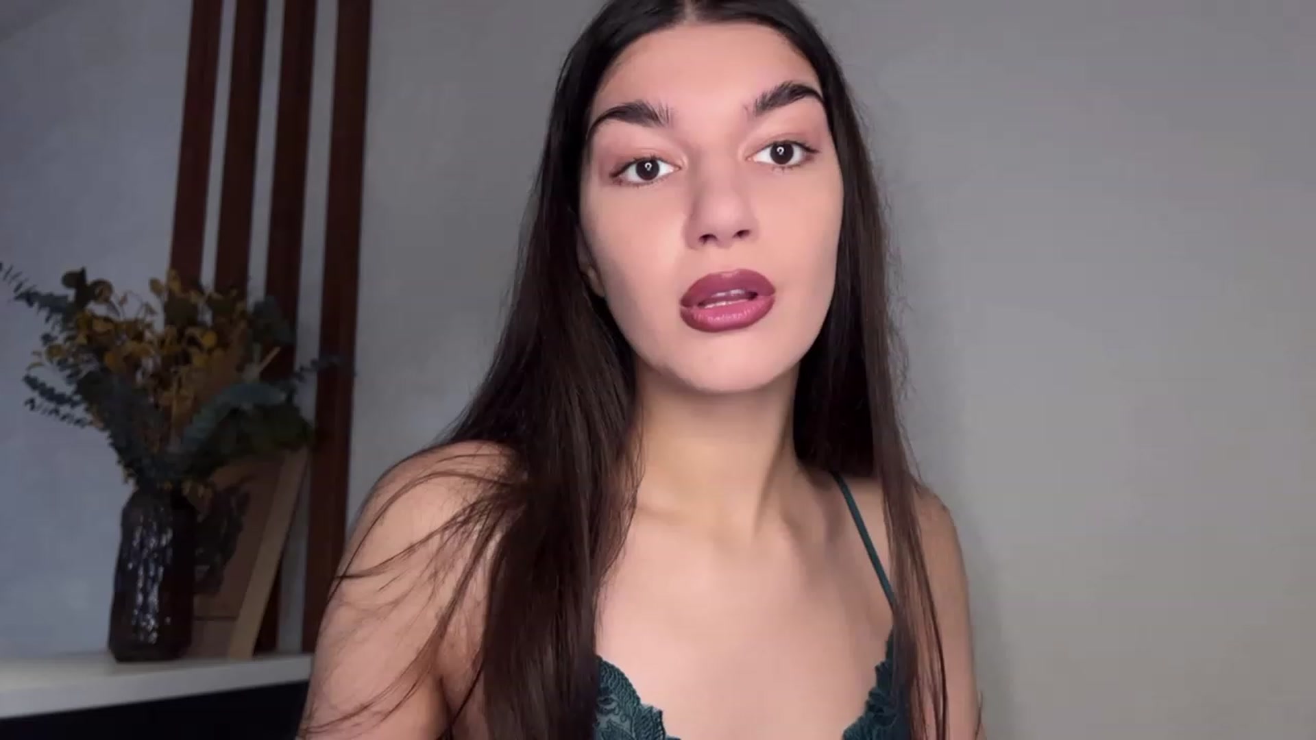 Gallery image thumbnail from BowtoRina's myfreecams stream on, 12/05/2023, 11:14 image 19 of 20