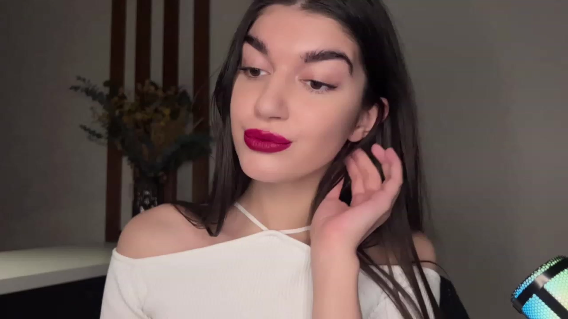 Gallery image thumbnail from BowtoRina's myfreecams stream on, 12/26/2023, 15:23 image 13 of 20