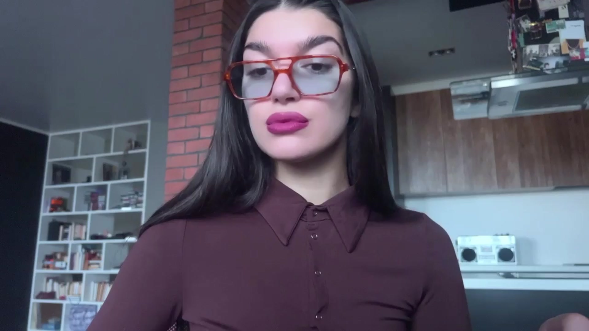 Gallery image thumbnail from BowtoRina's myfreecams stream on, 04/04/2024, 13:20 image 18 of 20