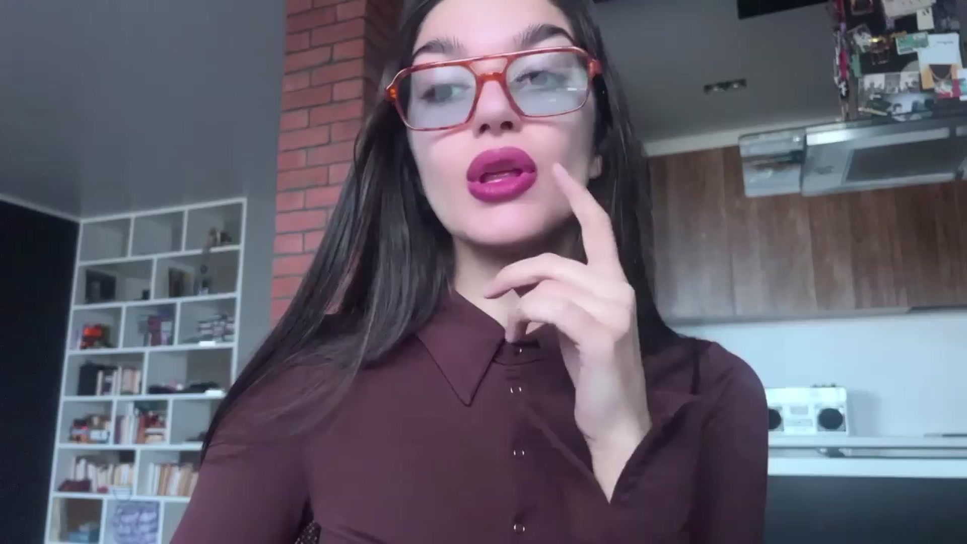 Gallery image thumbnail from BowtoRina's myfreecams stream on, 04/04/2024, 13:20 image 13 of 20