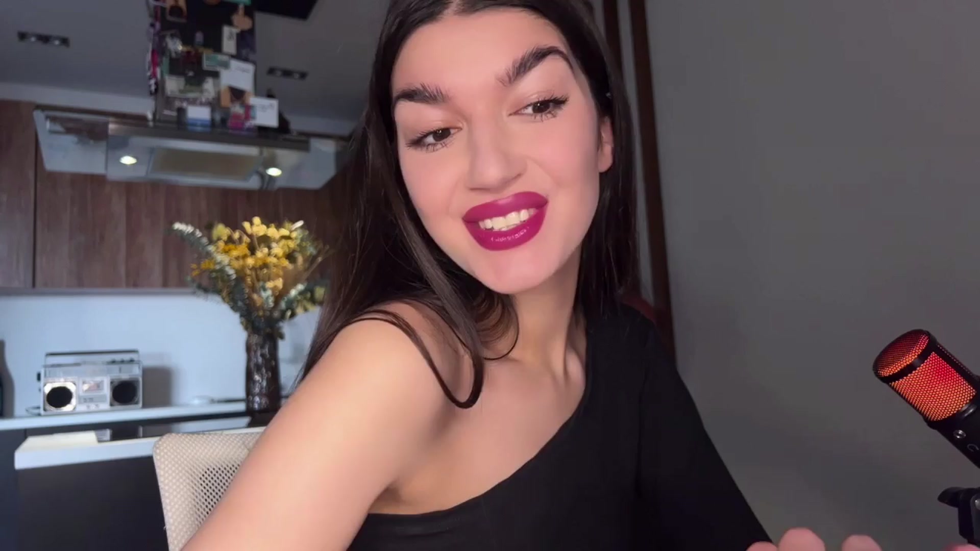 Gallery image thumbnail from BowtoRina's myfreecams stream on, 04/09/2024, 14:05 image 4 of 20