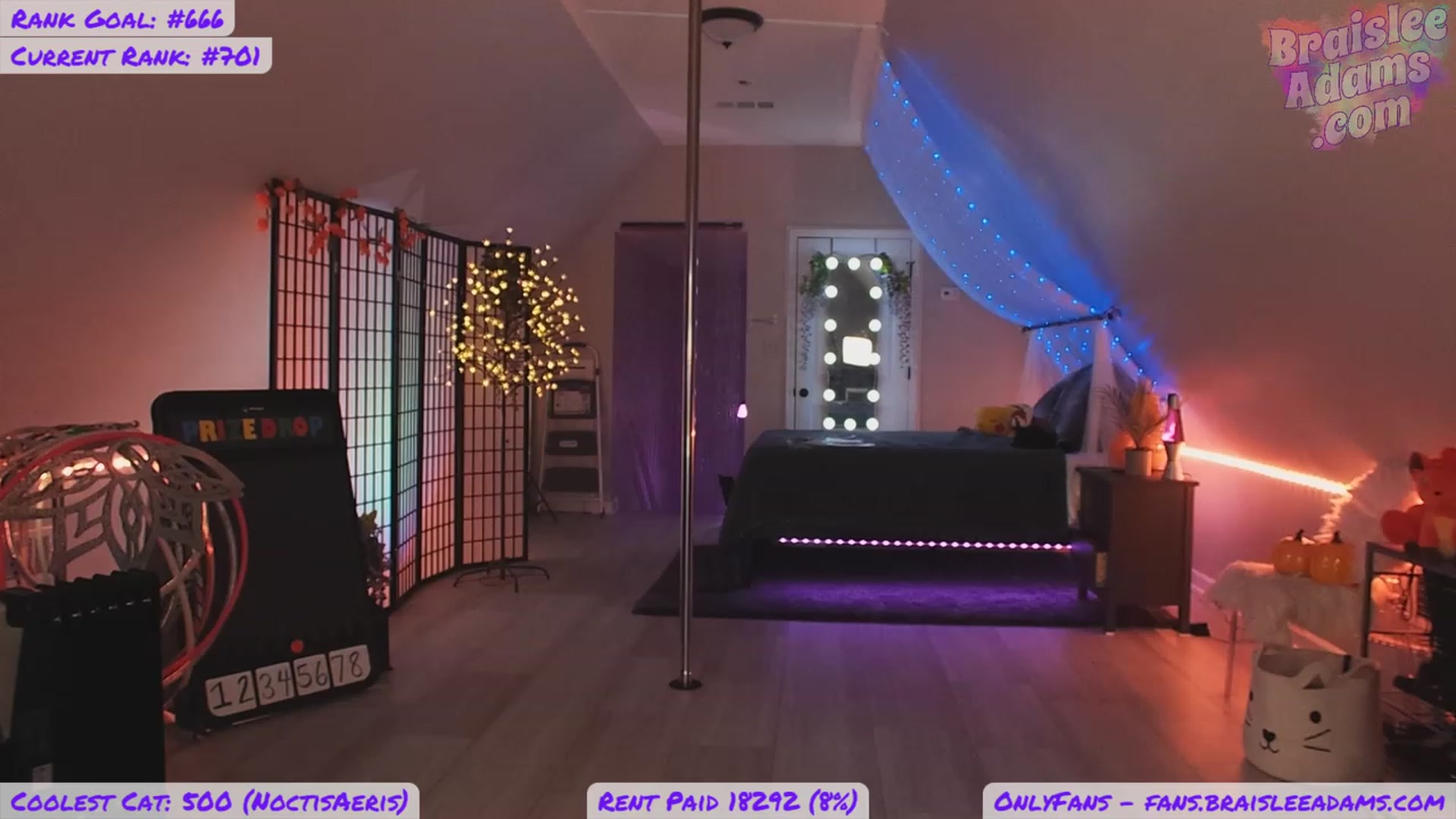 Gallery image thumbnail from BraisleeAdams's myfreecams stream on, 11/26/2022, 07:08 image 9 of 20