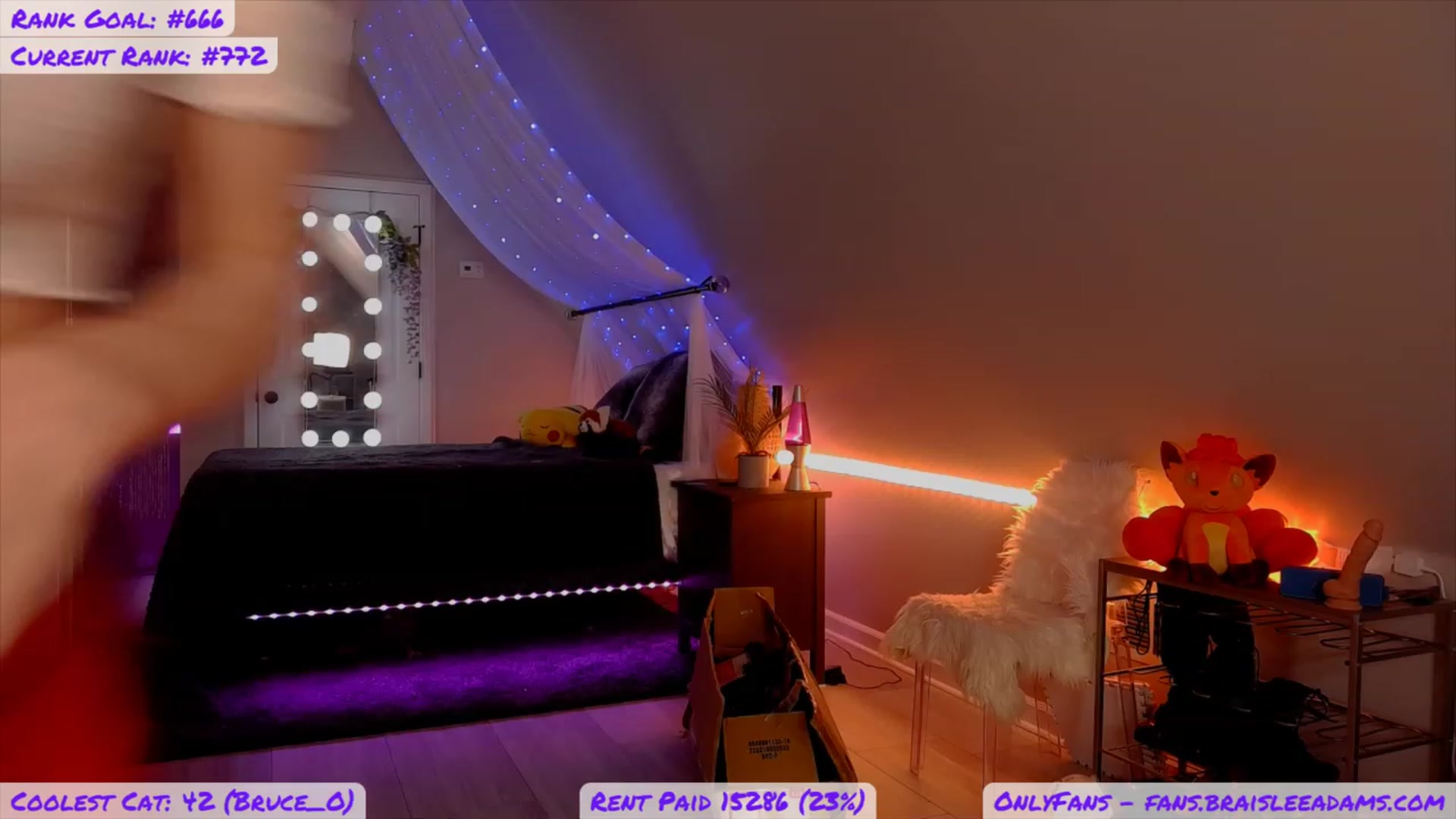 Gallery image thumbnail from BraisleeAdams's myfreecams stream on, 11/29/2022, 03:48 image 12 of 20