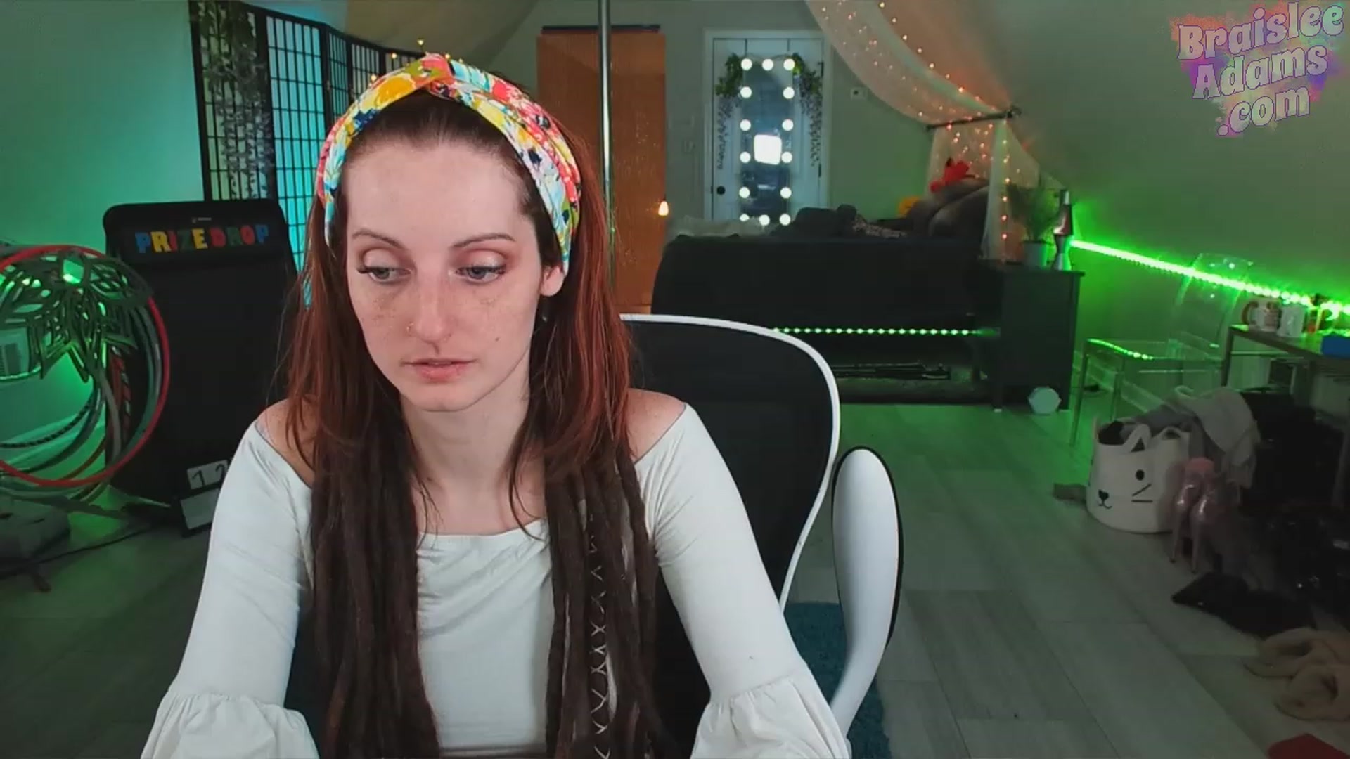 Gallery image thumbnail from BraisleeAdams's myfreecams stream on, 03/29/2023, 04:40 image 1 of 20