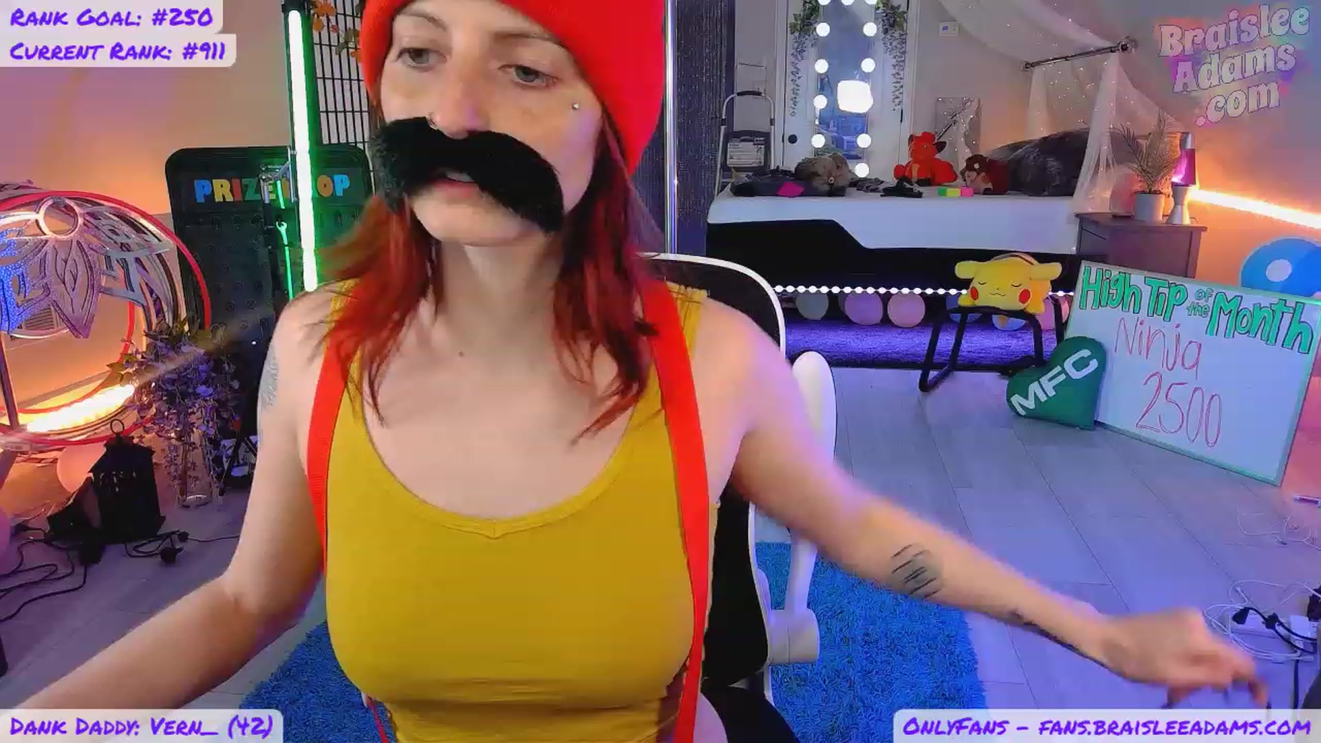 Gallery image thumbnail from BraisleeAdams's myfreecams stream on, 10/19/2023, 03:16 image 9 of 20