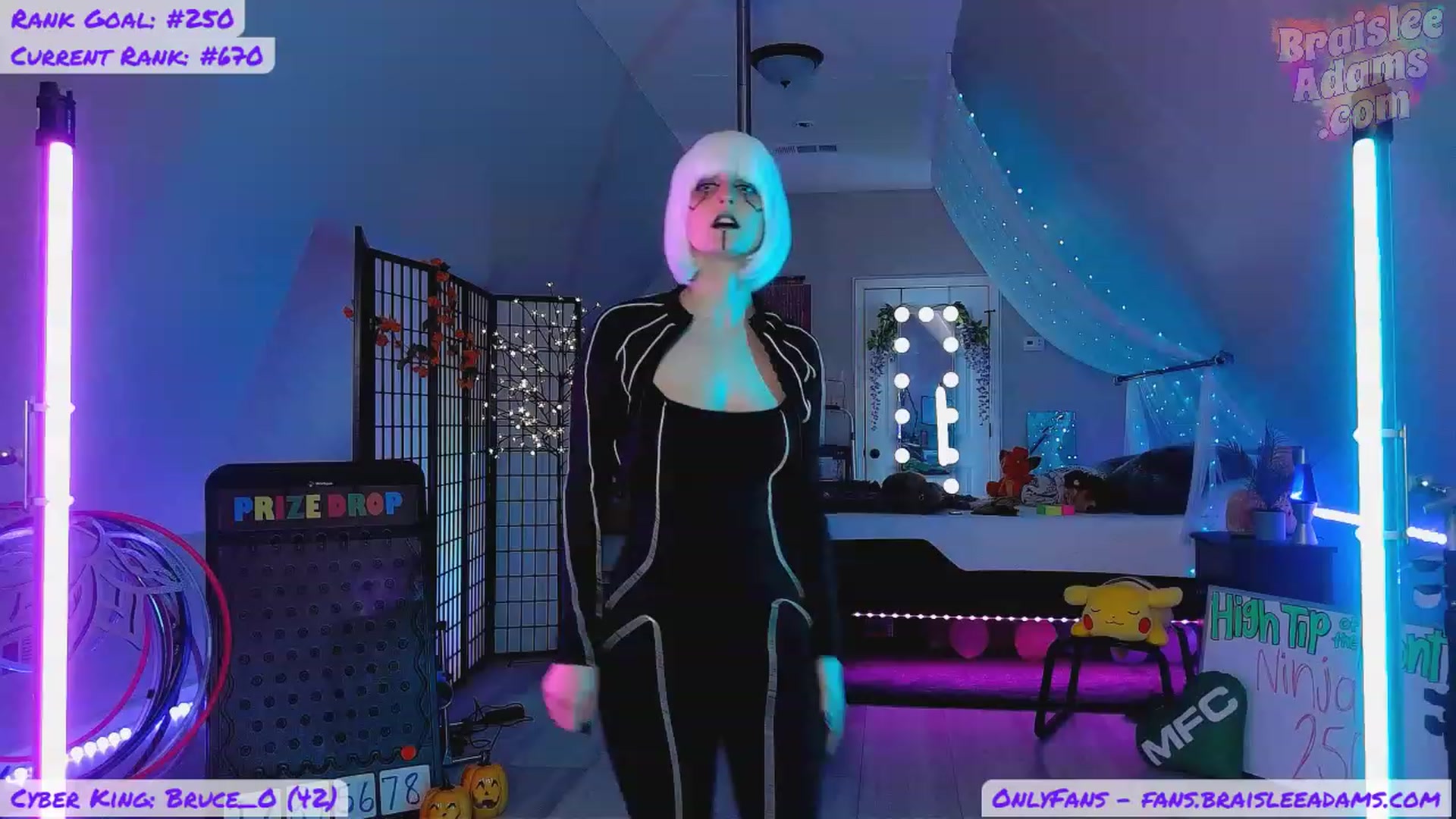 Gallery image thumbnail from BraisleeAdams's myfreecams stream on, 10/23/2023, 04:33 image 1 of 20