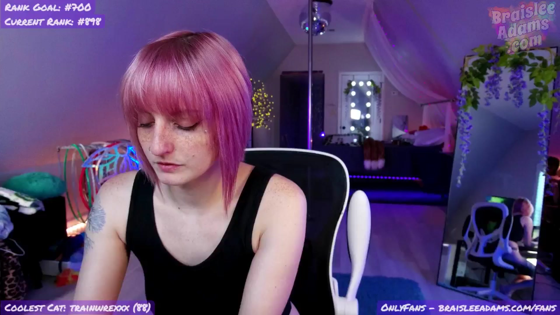 Gallery image thumbnail from BraisleeAdams's myfreecams stream on, 08/10/2024, 20:57 image 11 of 20