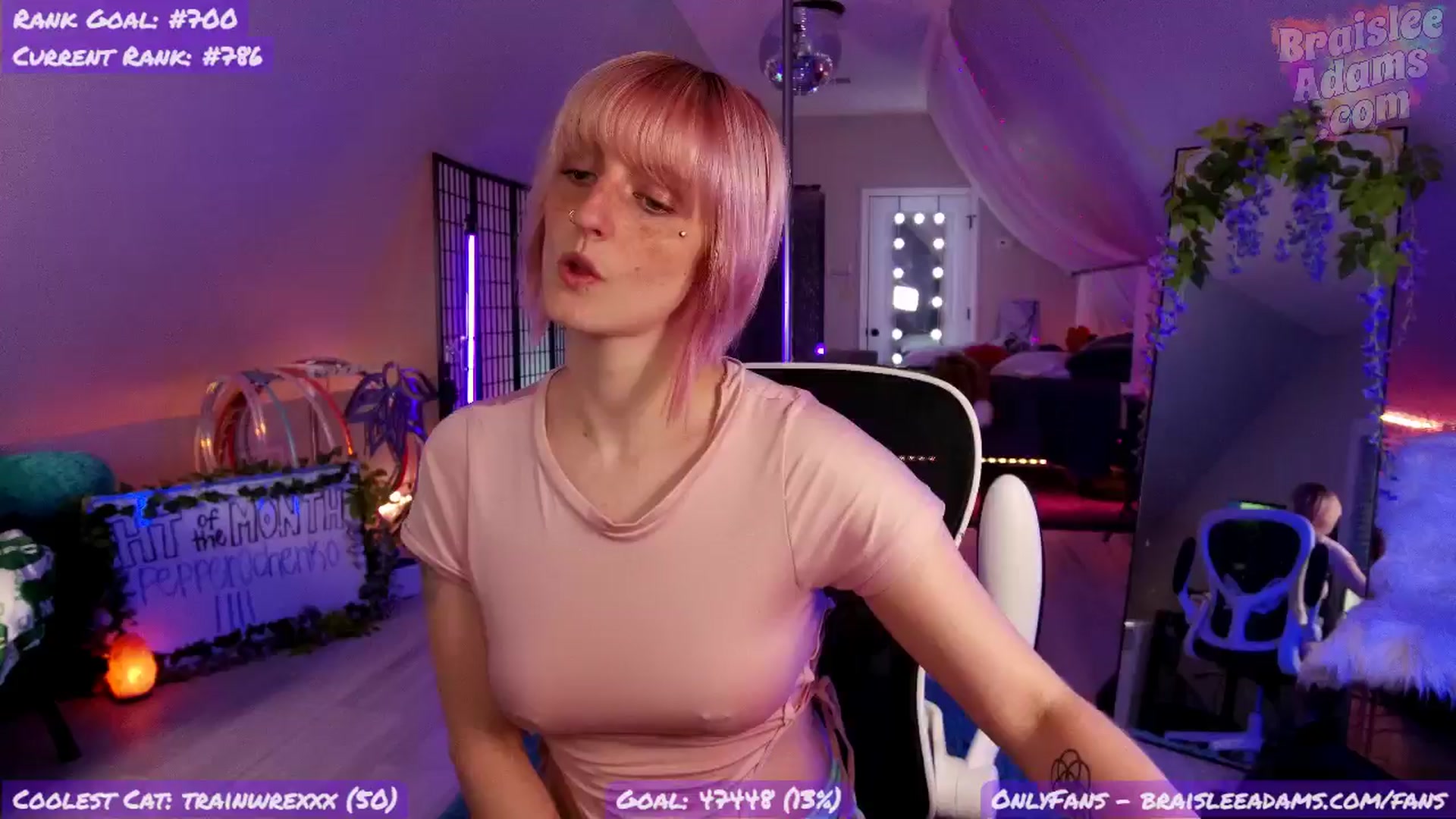 Gallery image thumbnail from BraisleeAdams's myfreecams stream on, 08/26/2024, 03:58 image 1 of 20