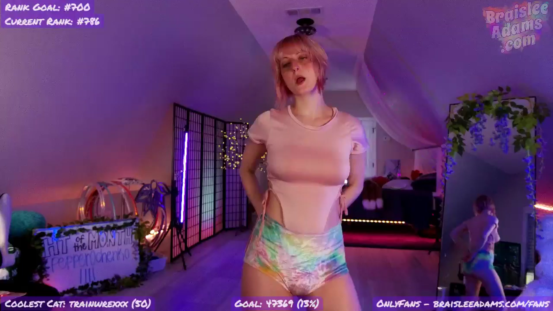 Gallery image thumbnail from BraisleeAdams's myfreecams stream on, 08/26/2024, 03:58 image 9 of 20