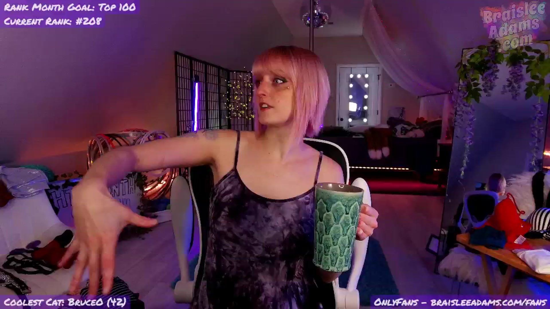 Gallery image thumbnail from BraisleeAdams's myfreecams stream on, 09/21/2024, 06:25 image 2 of 20