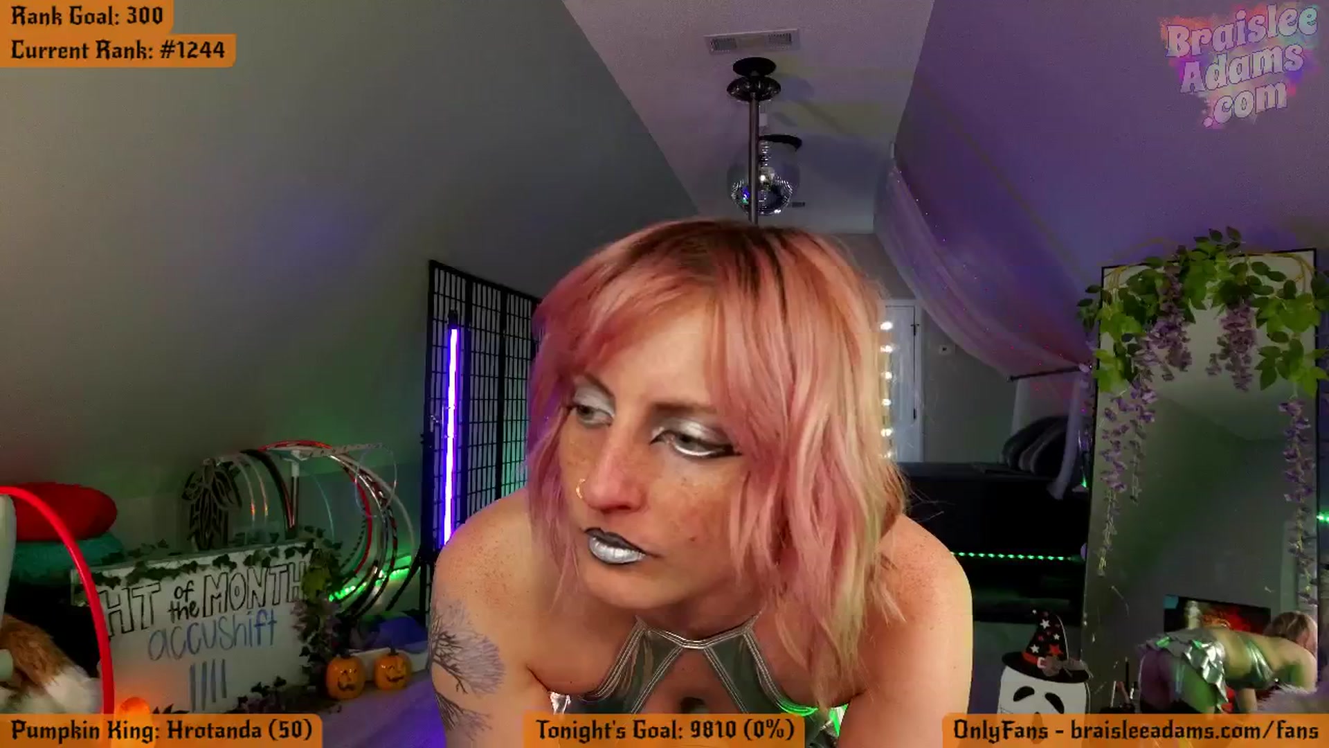 Gallery image thumbnail from BraisleeAdams's myfreecams stream on, 10/19/2024, 05:12 image 8 of 20