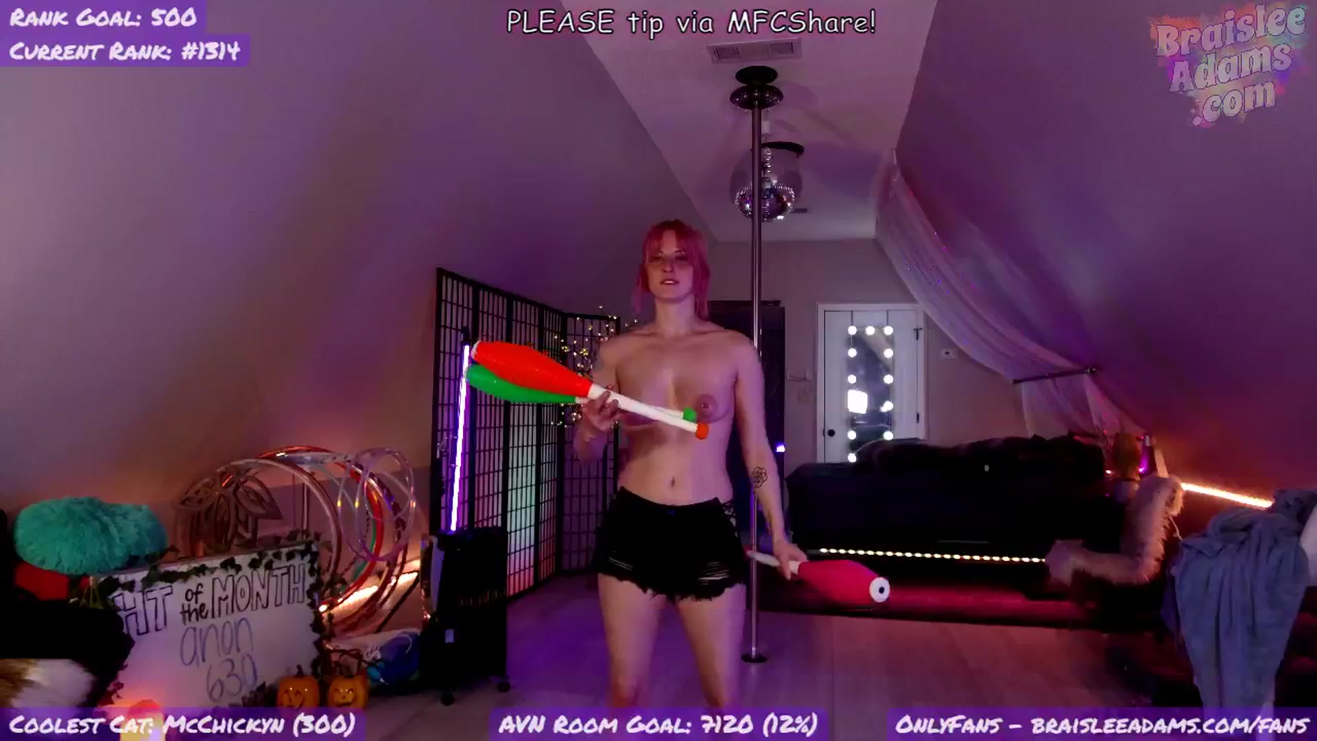 Gallery image thumbnail from BraisleeAdams's myfreecams stream on, 11/04/2024, 06:16 image 16 of 20