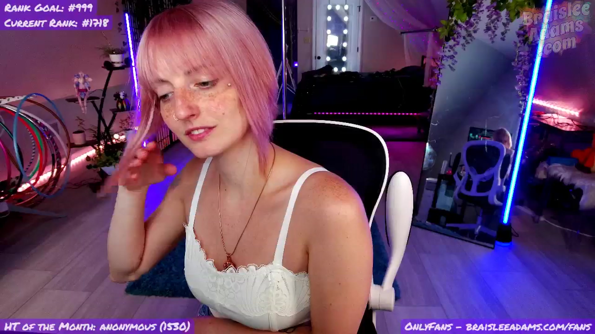 Gallery image thumbnail from BraisleeAdams's myfreecams stream on, 06/11/2025, 23:24 image 18 of 20