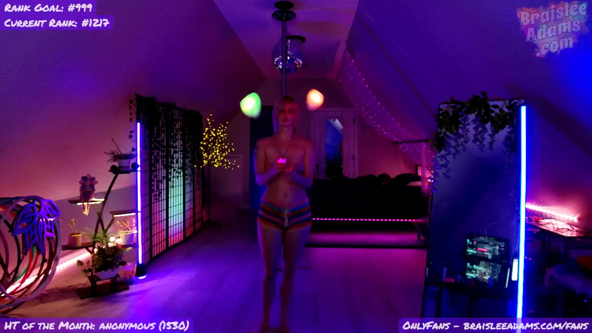 Gallery image thumbnail from BraisleeAdams's myfreecams stream on, 06/18/2025, 05:16 image 12 of 20