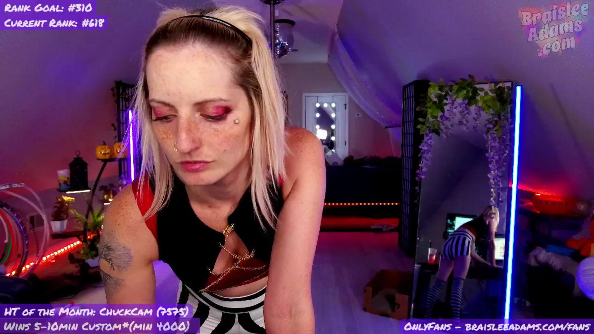 Gallery image thumbnail from BraisleeAdams's myfreecams stream on, 10/19/2025, 03:38 image 10 of 20