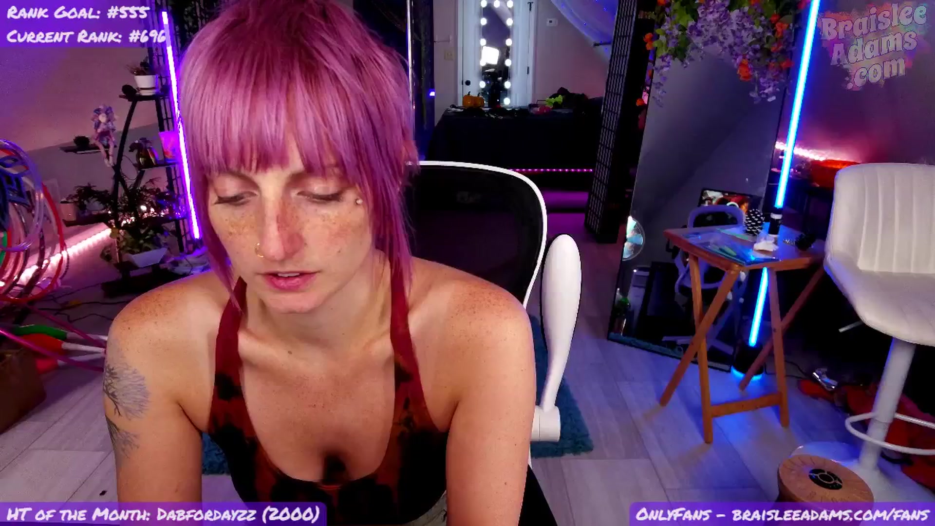 Gallery image thumbnail from BraisleeAdams's myfreecams stream on, 11/24/2025, 24:28 image 6 of 20