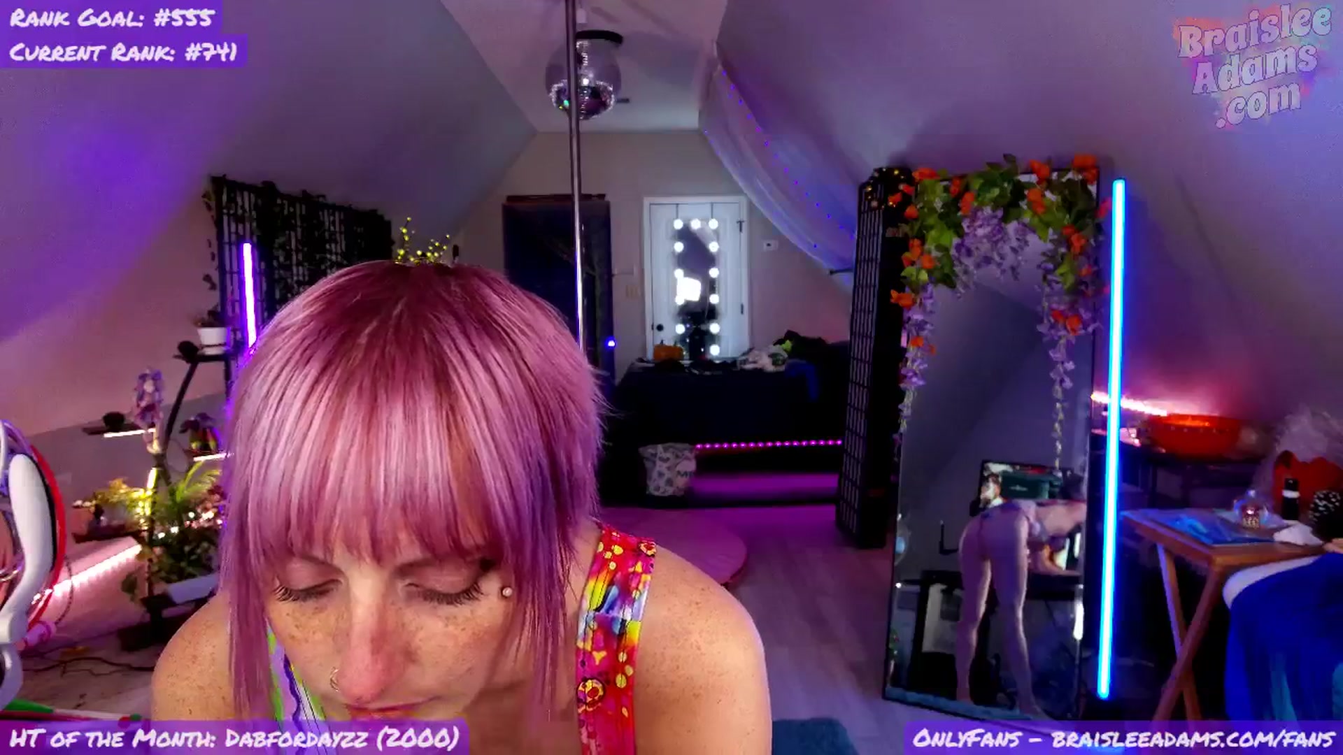 Gallery image thumbnail from BraisleeAdams's myfreecams stream on, 11/27/2025, 05:45 image 17 of 20