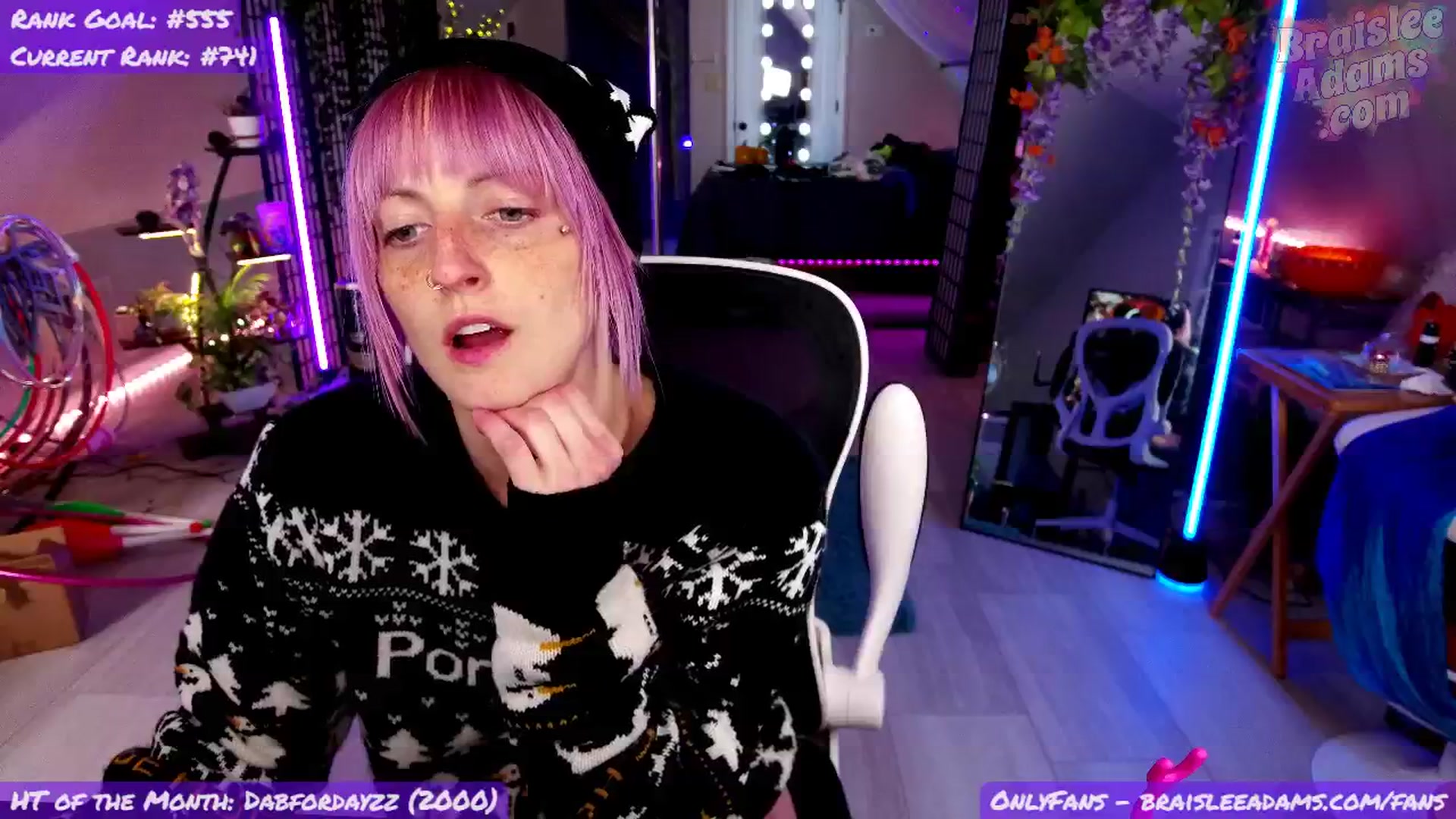 Gallery image thumbnail from BraisleeAdams's myfreecams stream on, 11/28/2025, 03:44 image 14 of 20