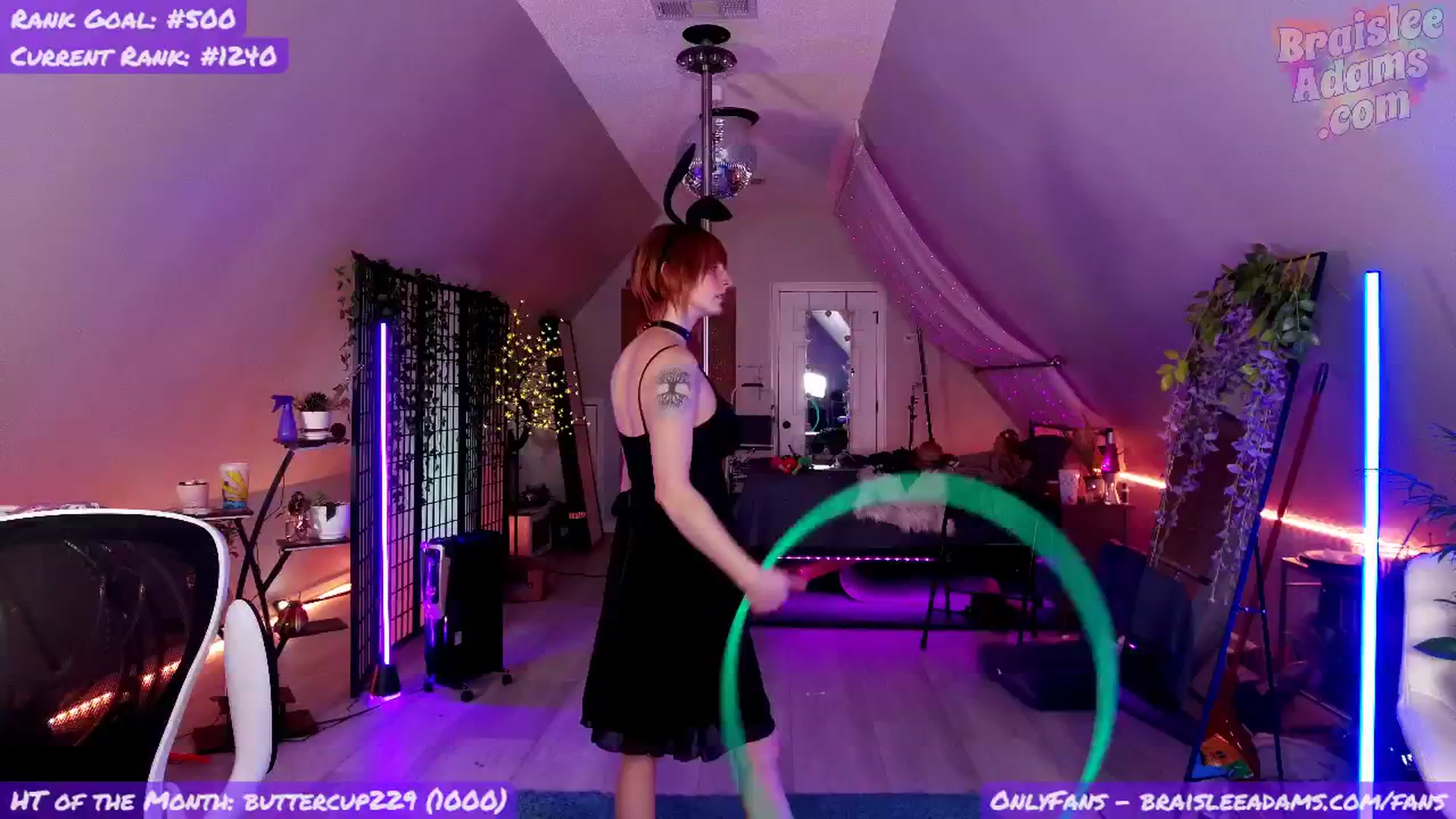 Gallery image thumbnail from BraisleeAdams's myfreecams stream on, 04/06/2026, 02:22 image 1 of 20