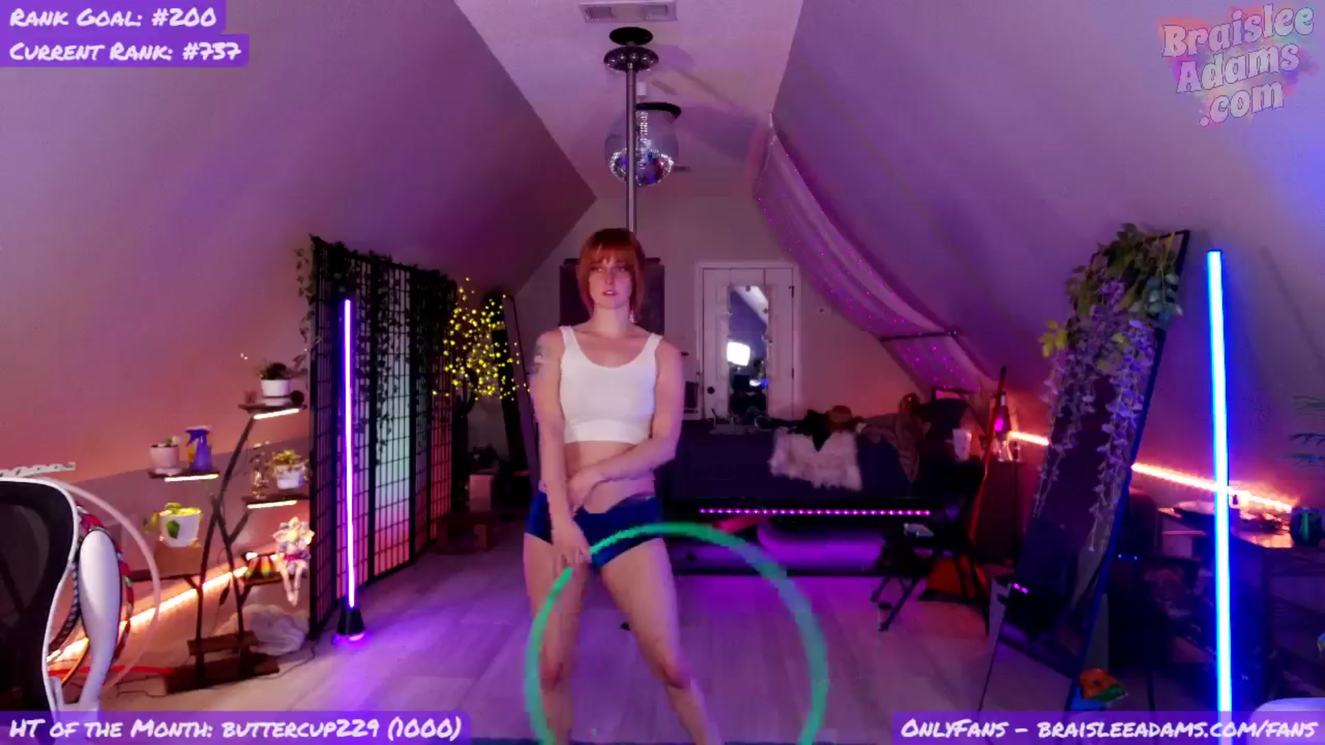 Gallery image thumbnail from BraisleeAdams's myfreecams stream on, 04/15/2026, 03:53 image 4 of 20