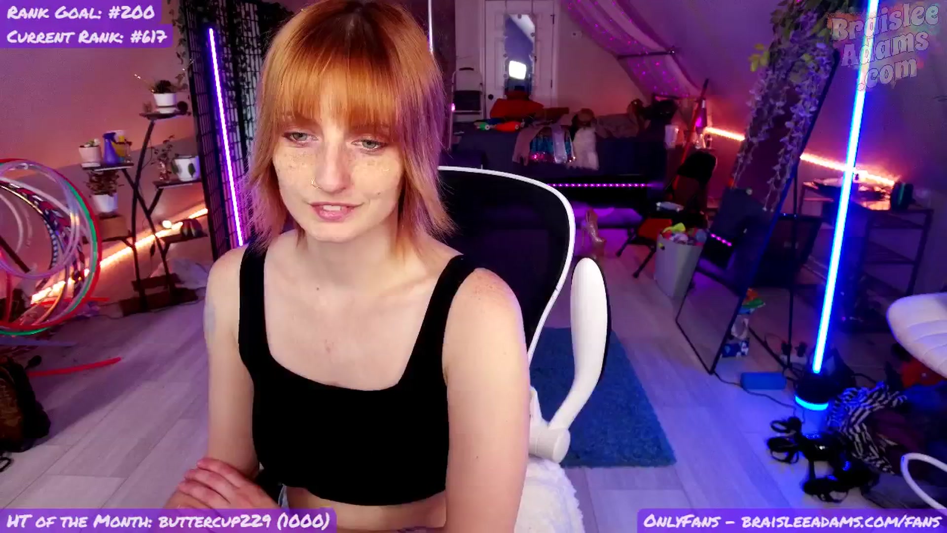 Gallery image thumbnail from BraisleeAdams's myfreecams stream on, 04/28/2026, 22:25 image 18 of 20
