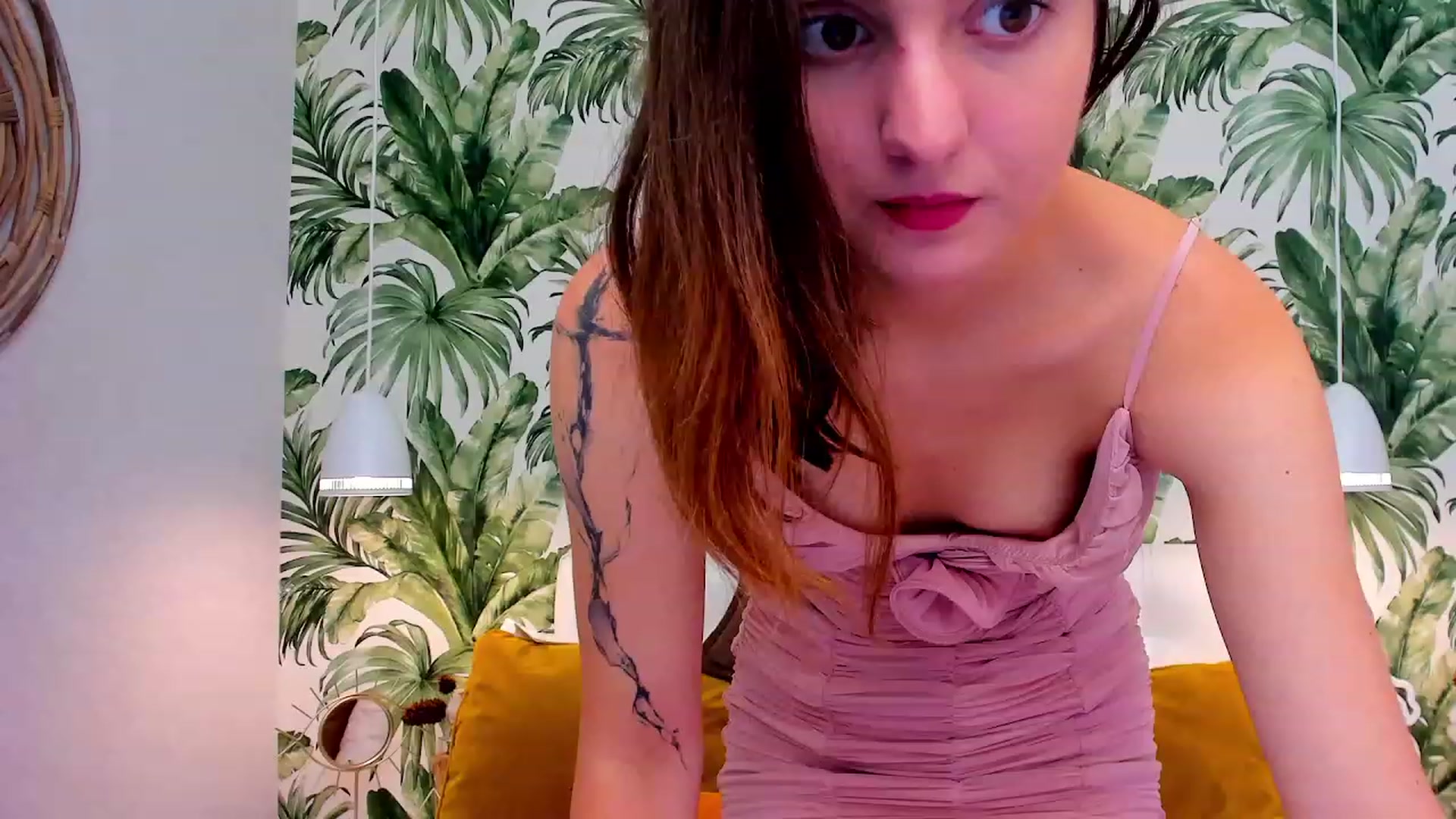 Gallery image thumbnail from Brandi19's myfreecams stream on, 10/06/2023, 11:49 image 6 of 20