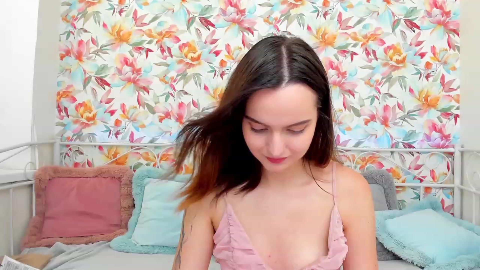 Gallery image thumbnail from BrandiKinz's myfreecams stream on, 09/16/2023, 10:48 image 14 of 20