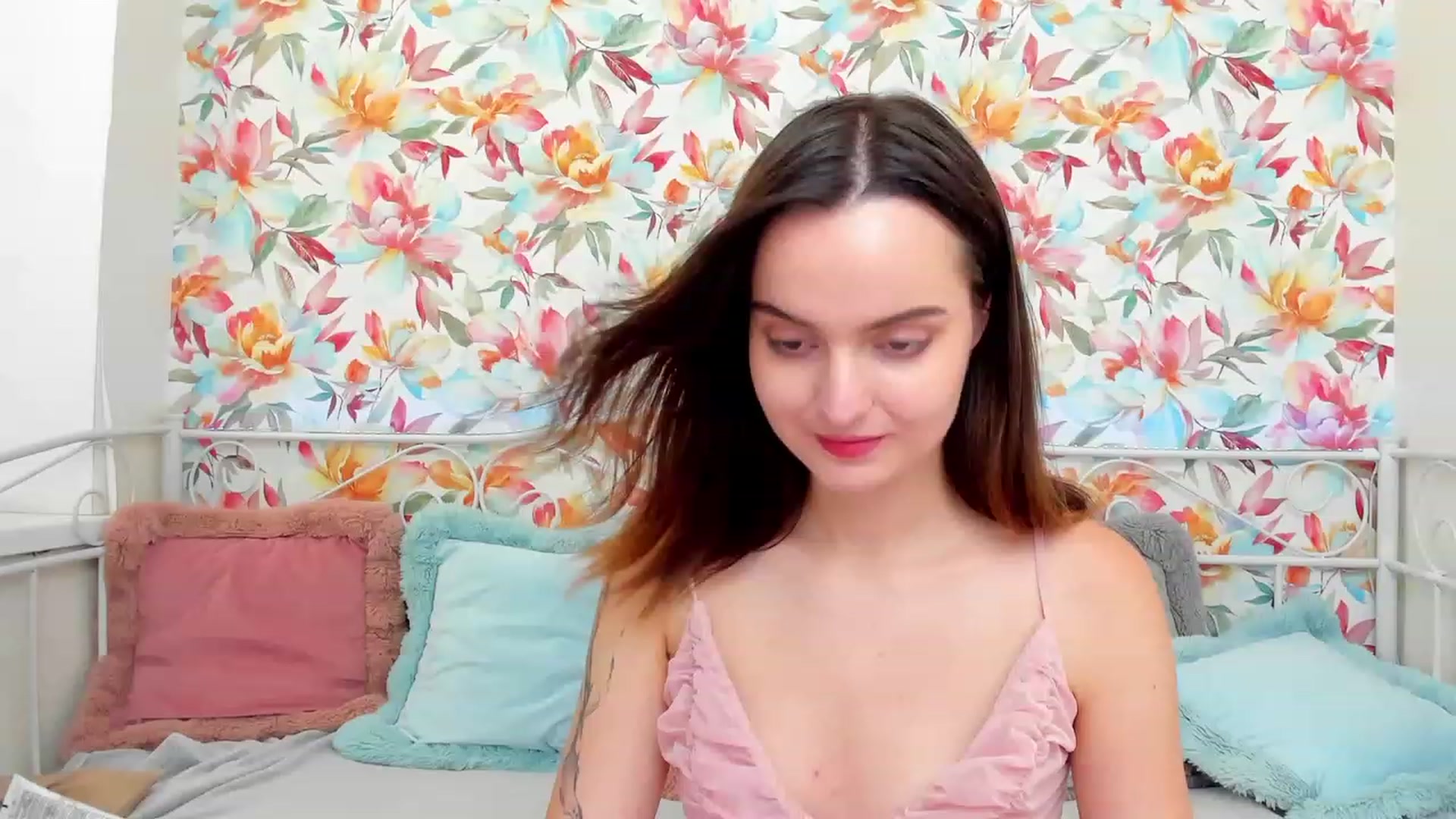 Gallery image thumbnail from BrandiKinz's myfreecams stream on, 09/16/2023, 10:48 image 2 of 20