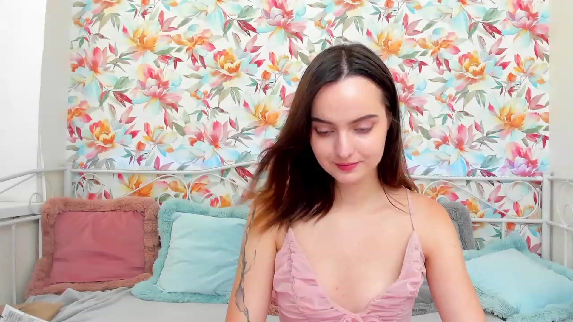Gallery image thumbnail from BrandiKinz's myfreecams stream on, 09/16/2023, 10:48 image 13 of 20