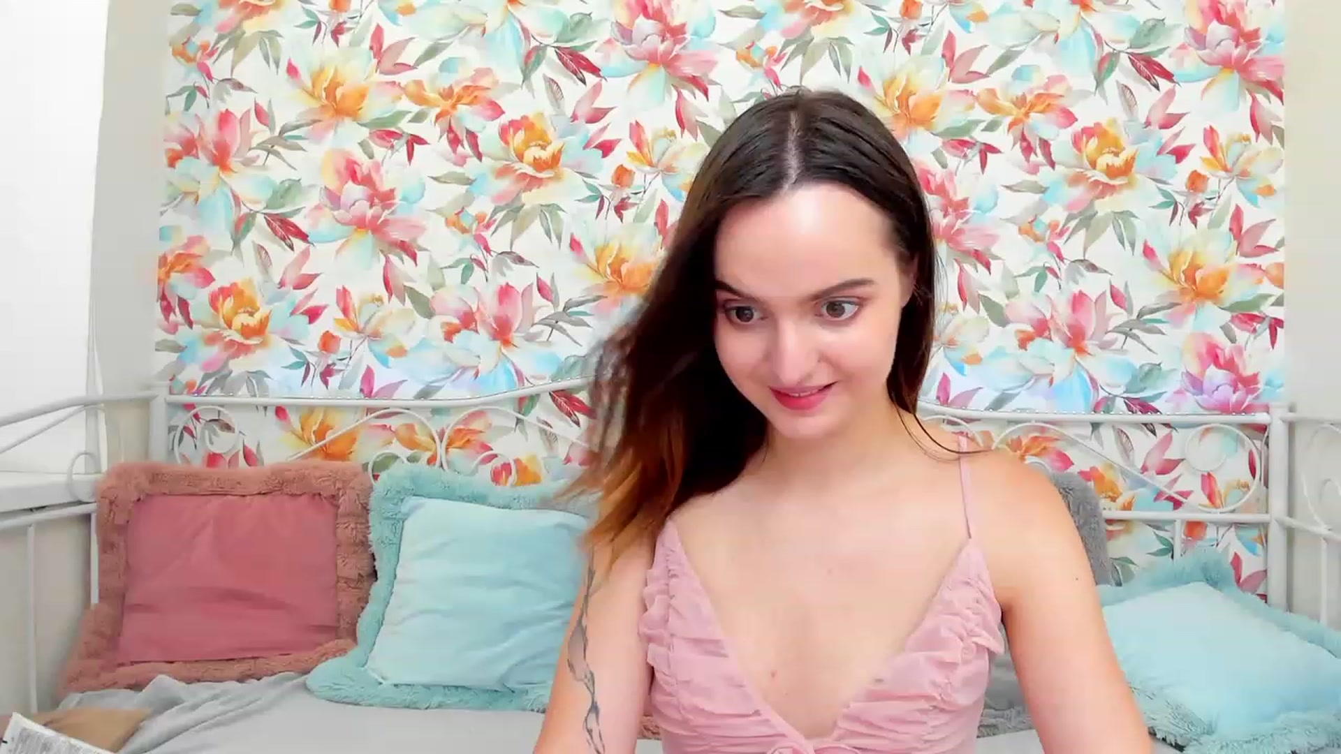 Gallery image thumbnail from BrandiKinz's myfreecams stream on, 09/16/2023, 10:48 image 9 of 20