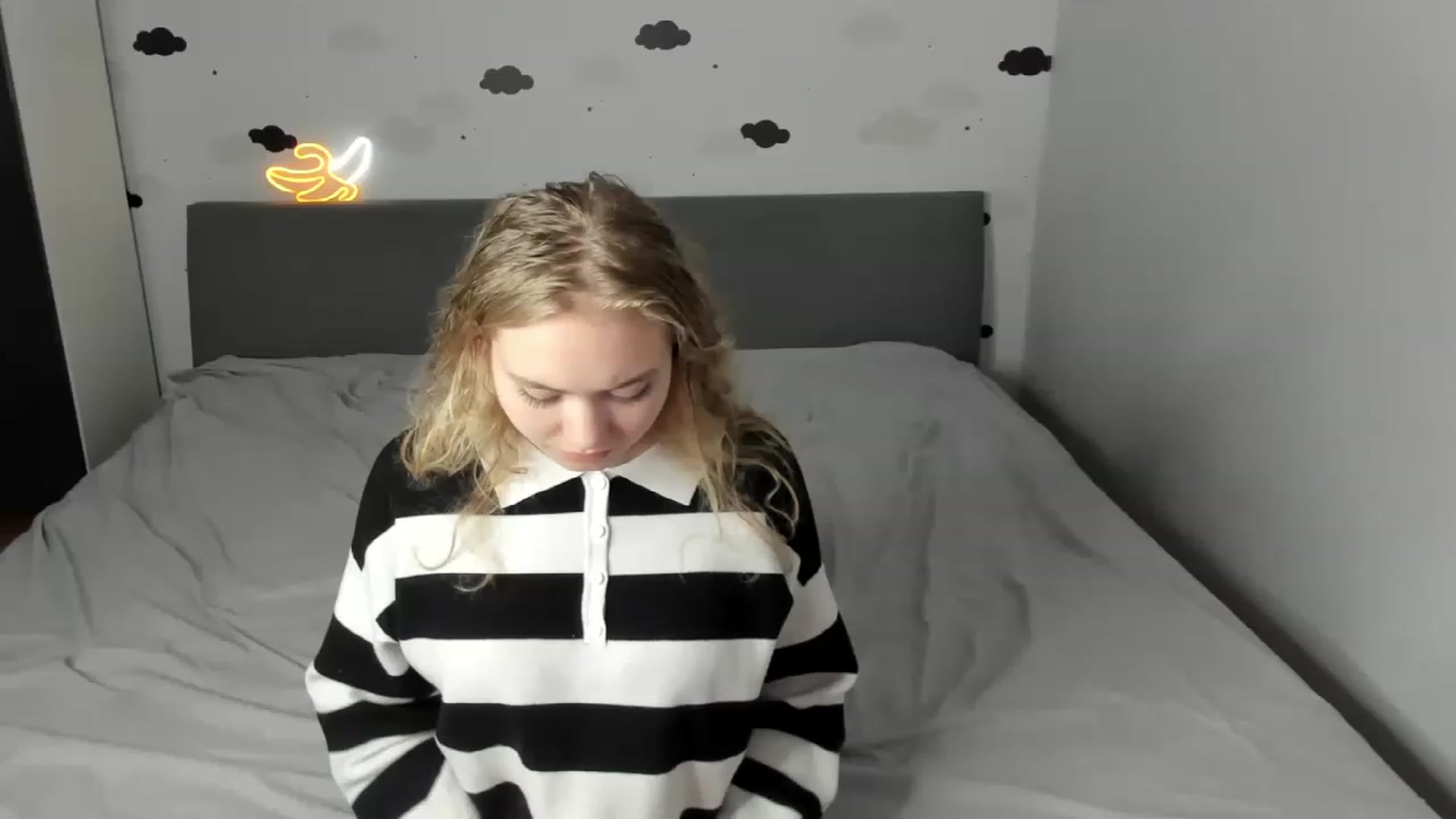 Gallery image thumbnail from BrandyHelga's myfreecams stream on, 12/03/2022, 14:52 image 2 of 20