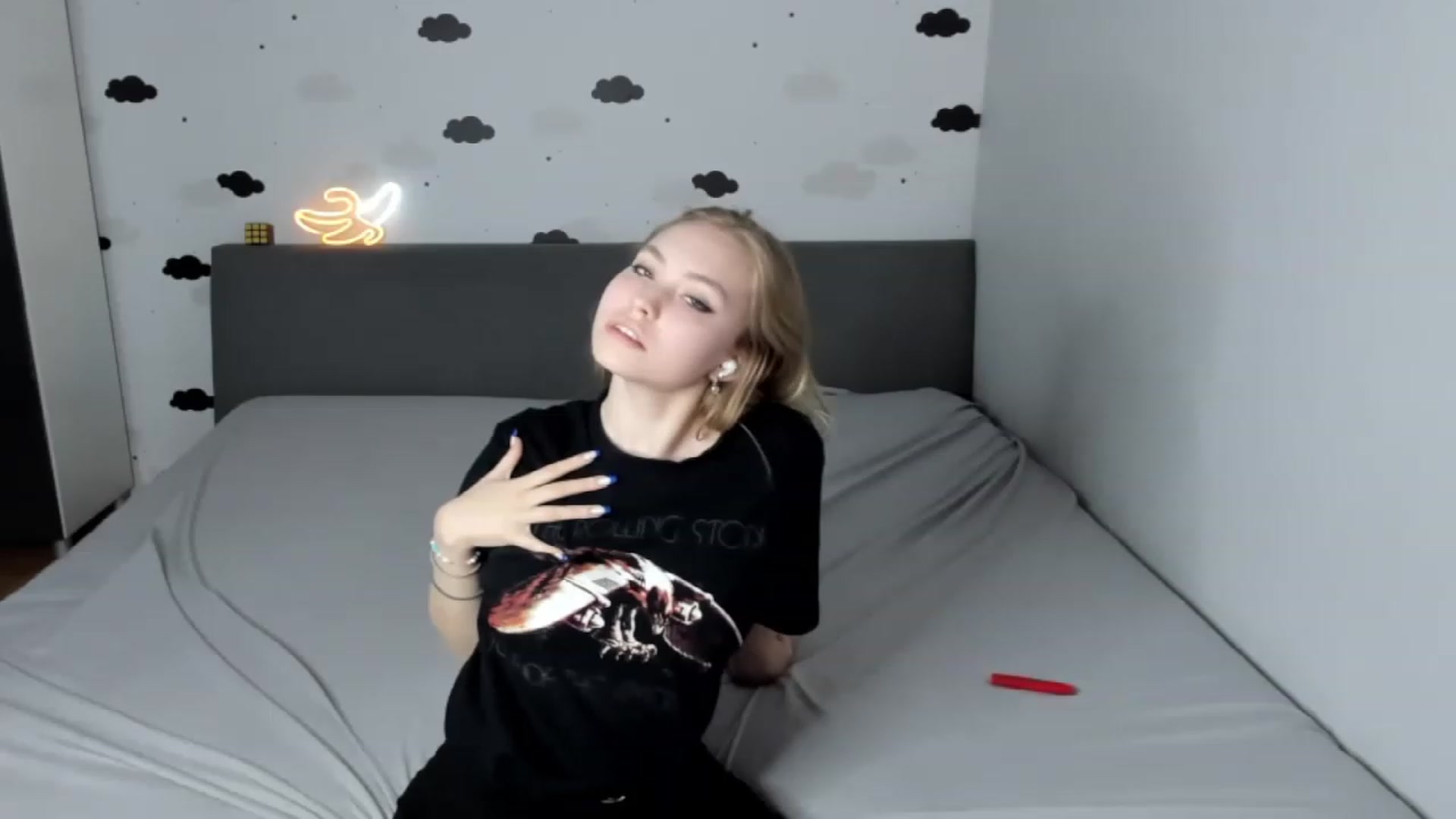 Gallery image thumbnail from BrandyHelga's myfreecams stream on, 12/09/2022, 15:51 image 1 of 20