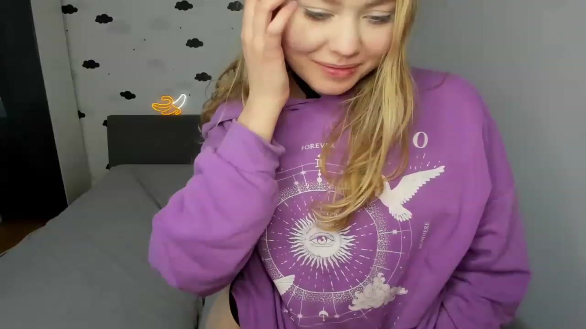 Gallery image thumbnail from BrandyHelga's myfreecams stream on, 12/30/2022, 10:44 image 2 of 20