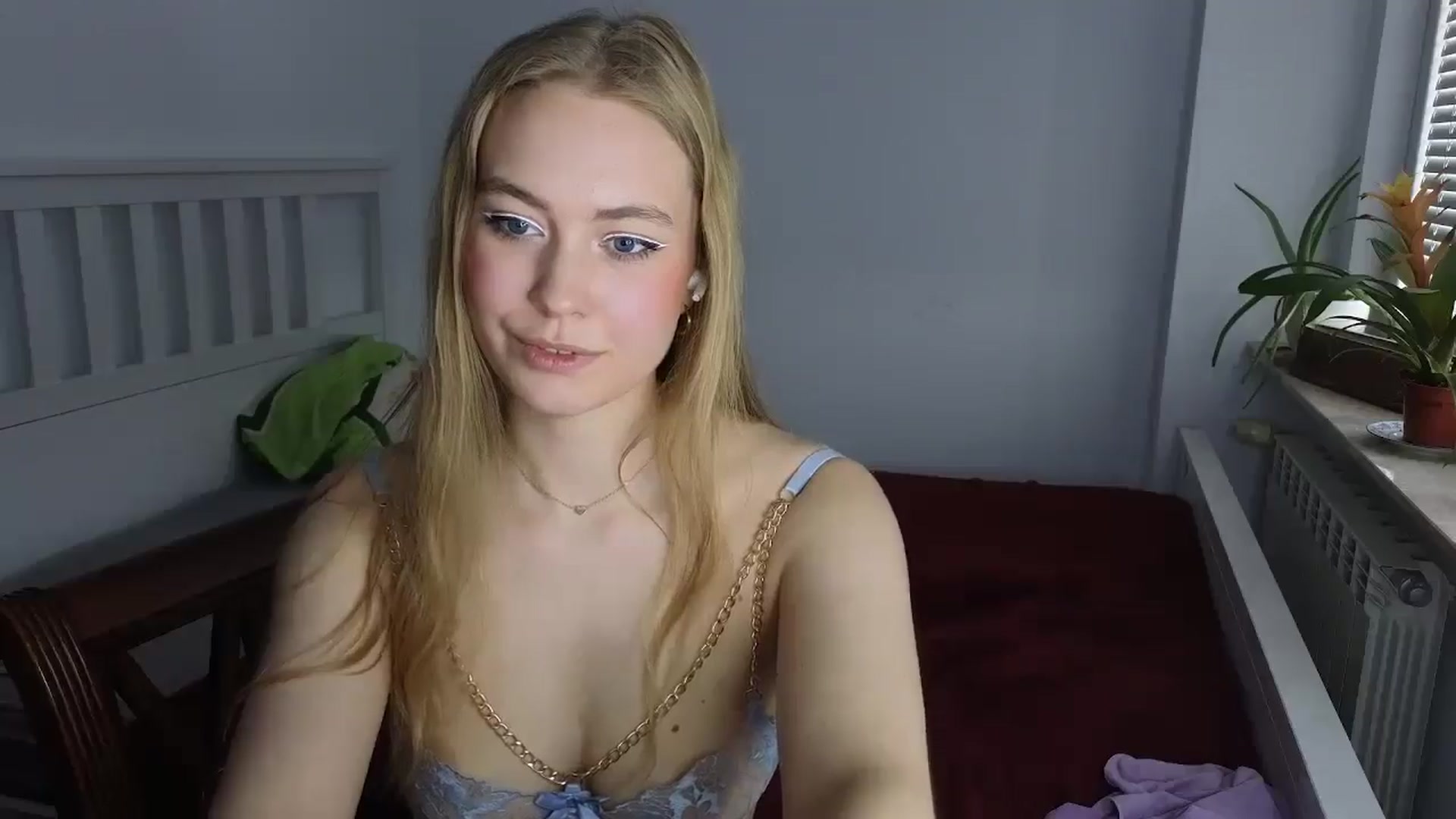 Gallery image thumbnail from BrandyHelga's myfreecams stream on, 05/13/2025, 17:02 image 4 of 20