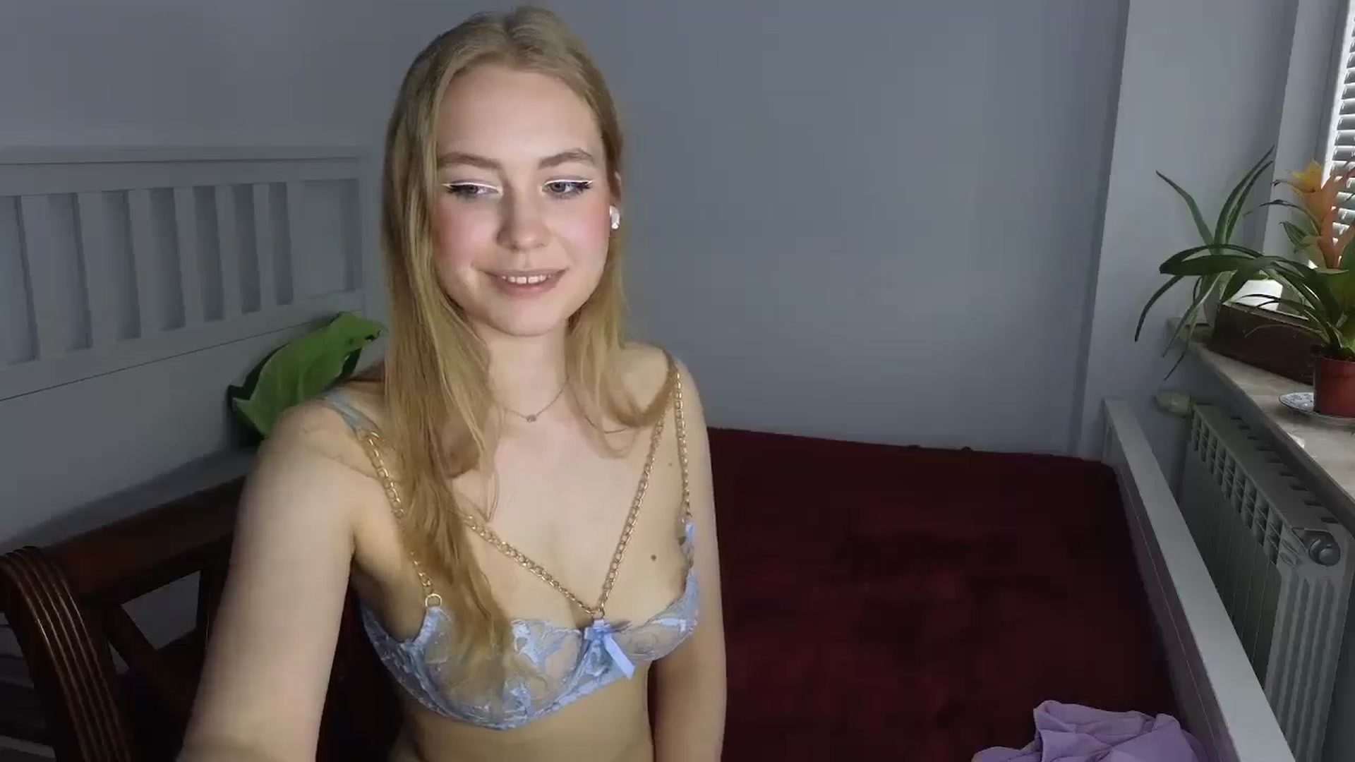 Gallery image thumbnail from BrandyHelga's myfreecams stream on, 05/13/2025, 17:02 image 12 of 20