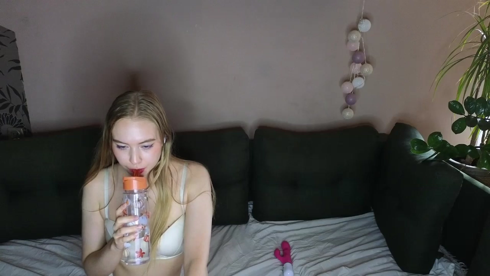 Gallery image thumbnail from BrandyHelga's myfreecams stream on, 08/13/2025, 14:30 image 20 of 20