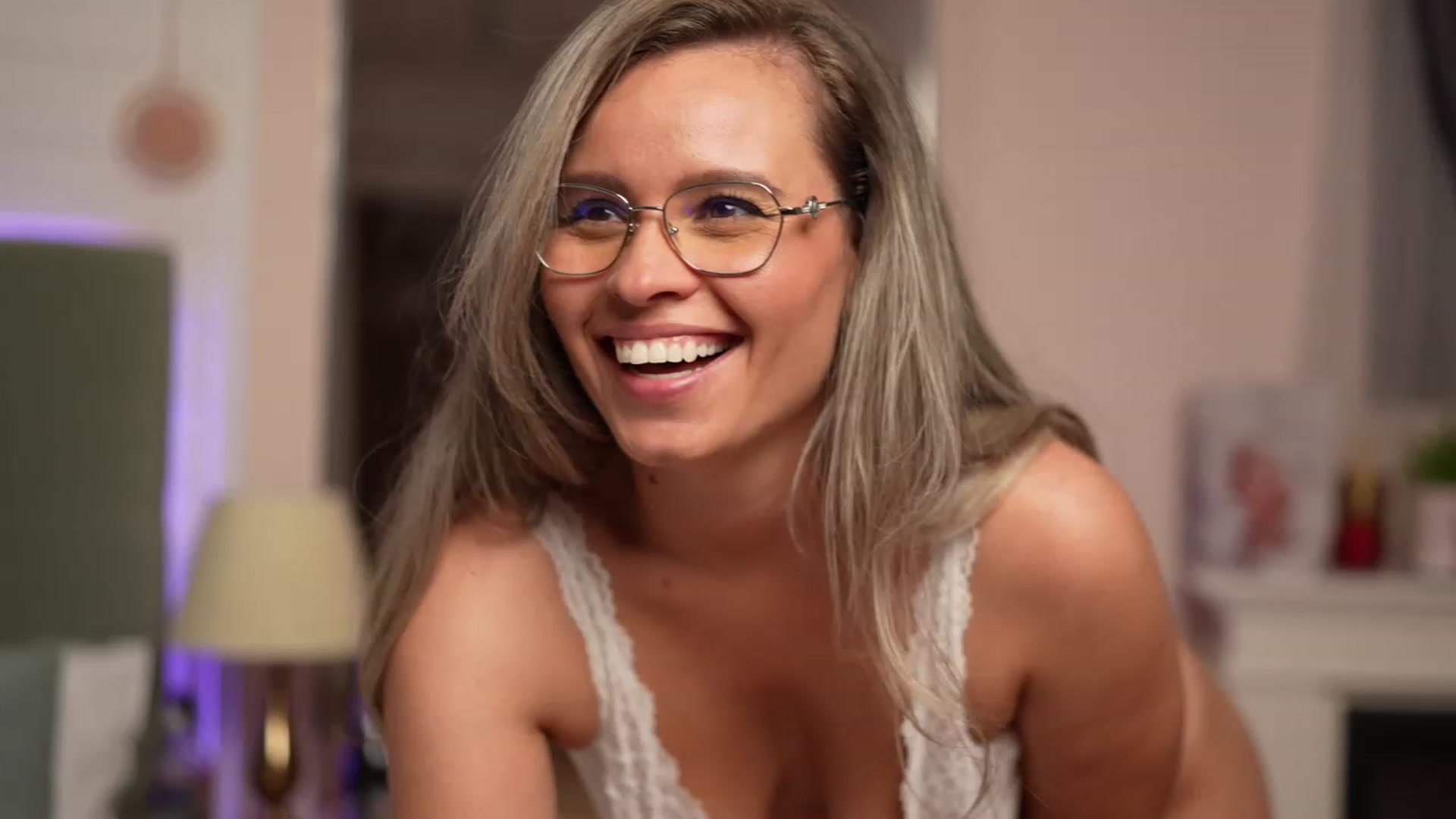 Gallery image thumbnail from BrandyWhite's myfreecams stream on, 08/16/2023, 10:38 image 20 of 20