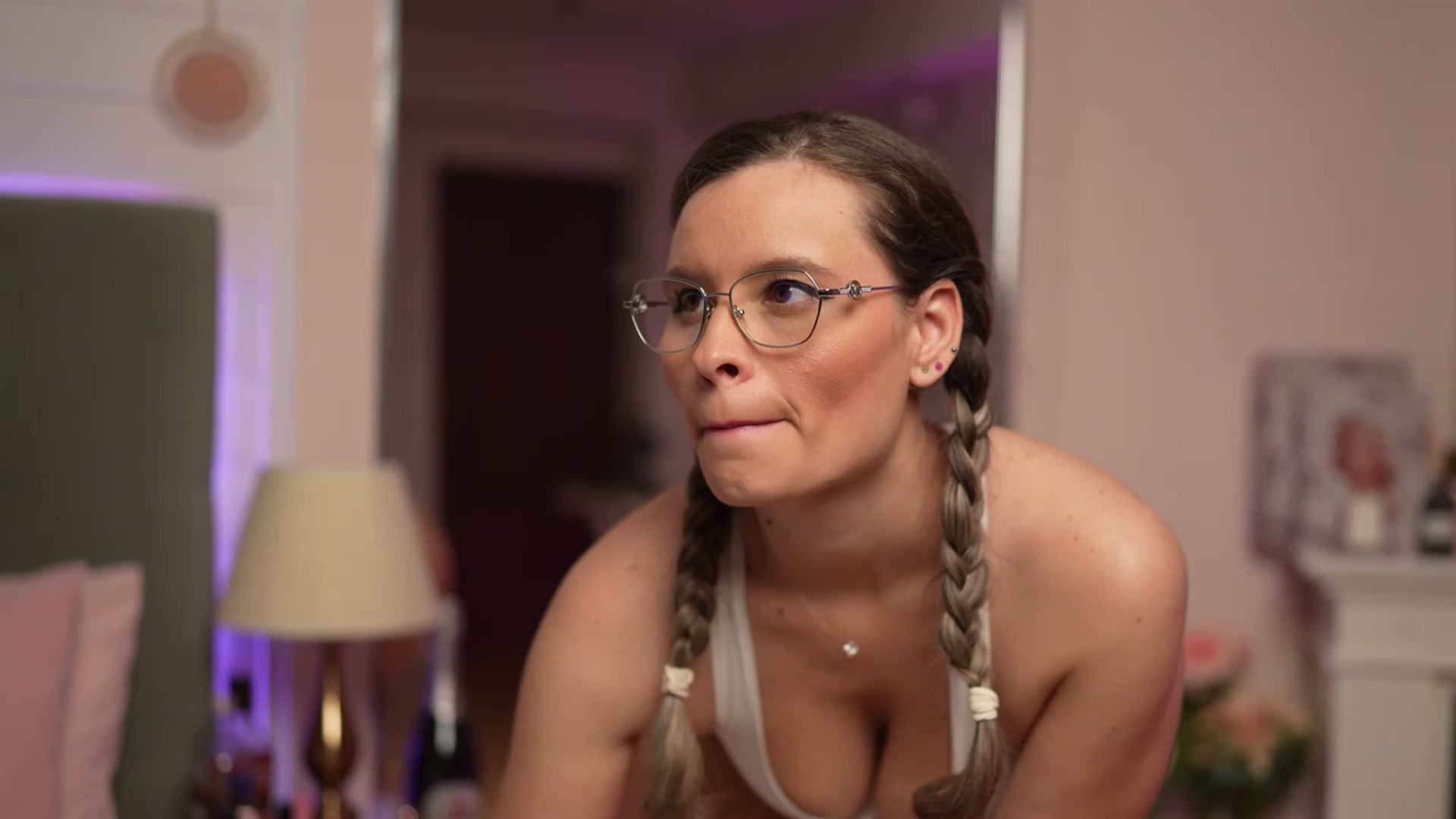 Gallery image thumbnail from BrandyWhite's myfreecams stream on, 12/12/2023, 08:18 image 9 of 20