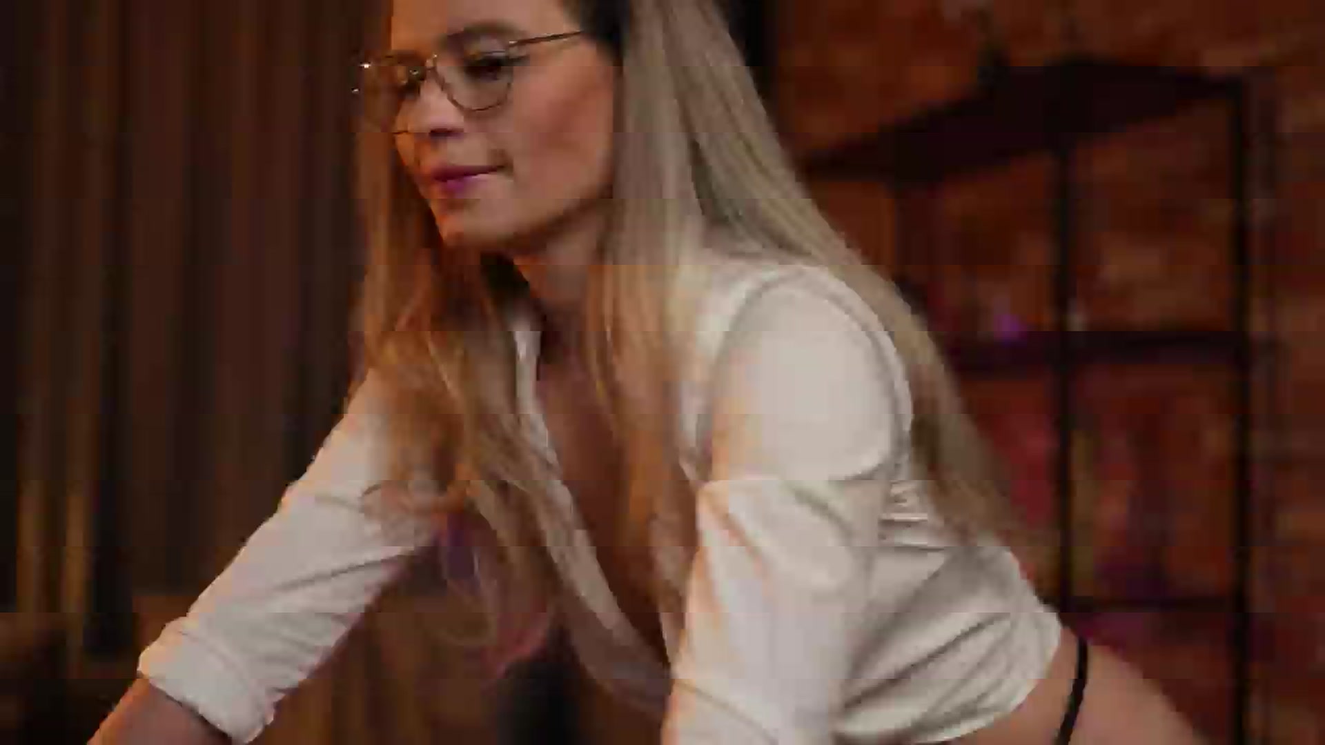 Gallery image thumbnail from BrandyWhite's myfreecams stream on, 06/12/2024, 05:26 image 13 of 20