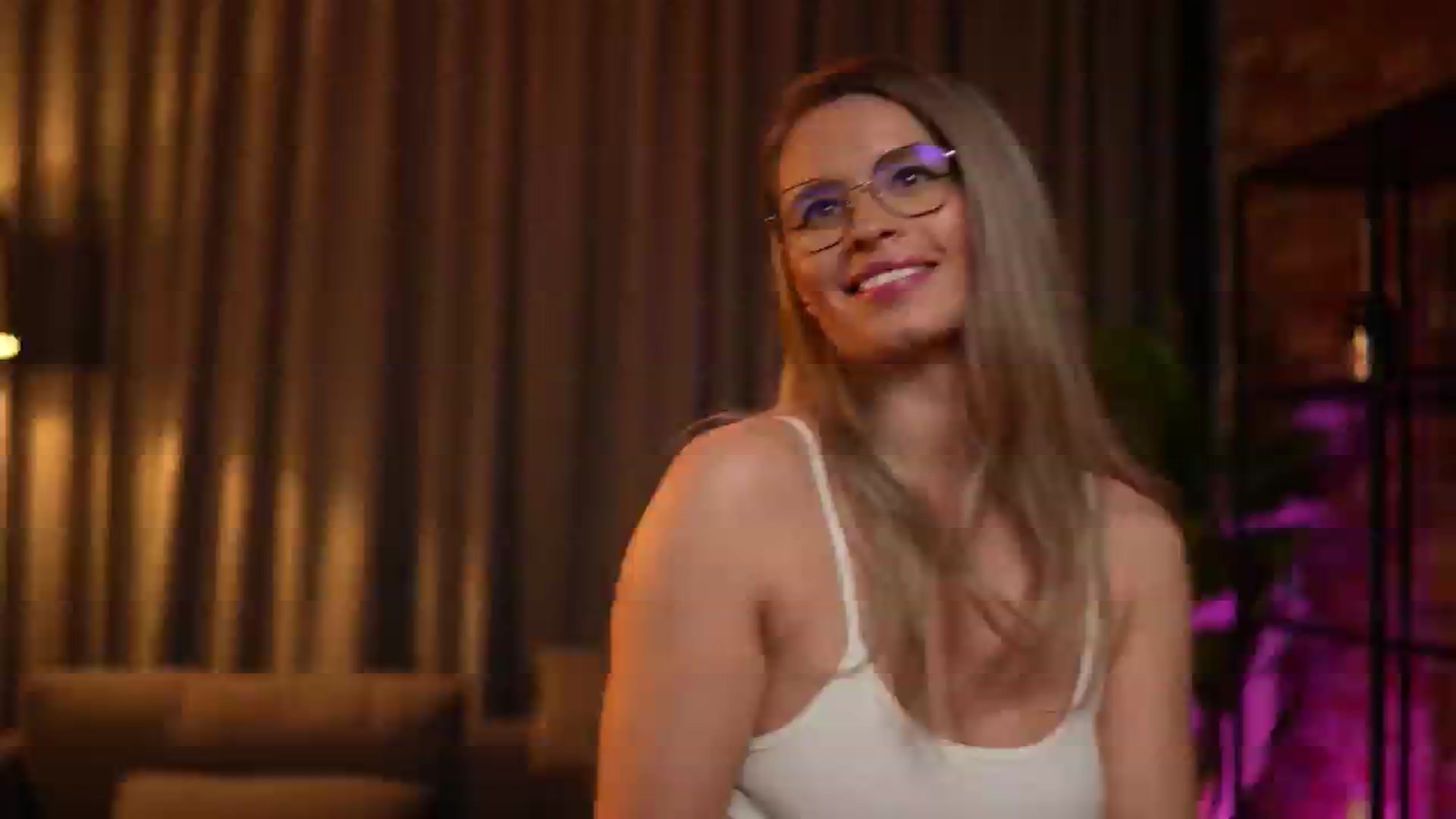 Gallery image thumbnail from BrandyWhite's myfreecams stream on, 06/13/2024, 07:19 image 2 of 20