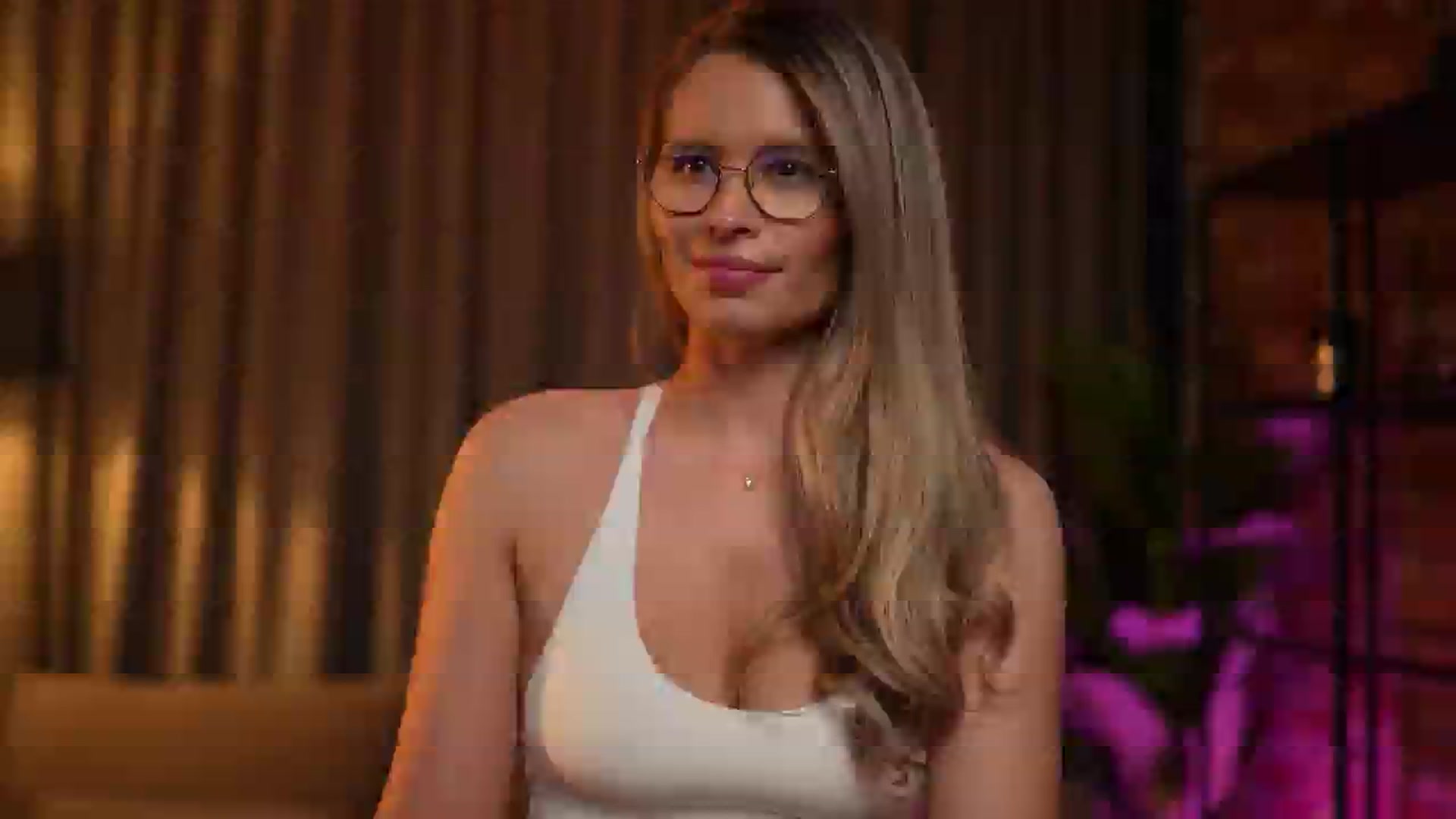 Gallery image thumbnail from BrandyWhite's myfreecams stream on, 06/21/2024, 08:32 image 15 of 20