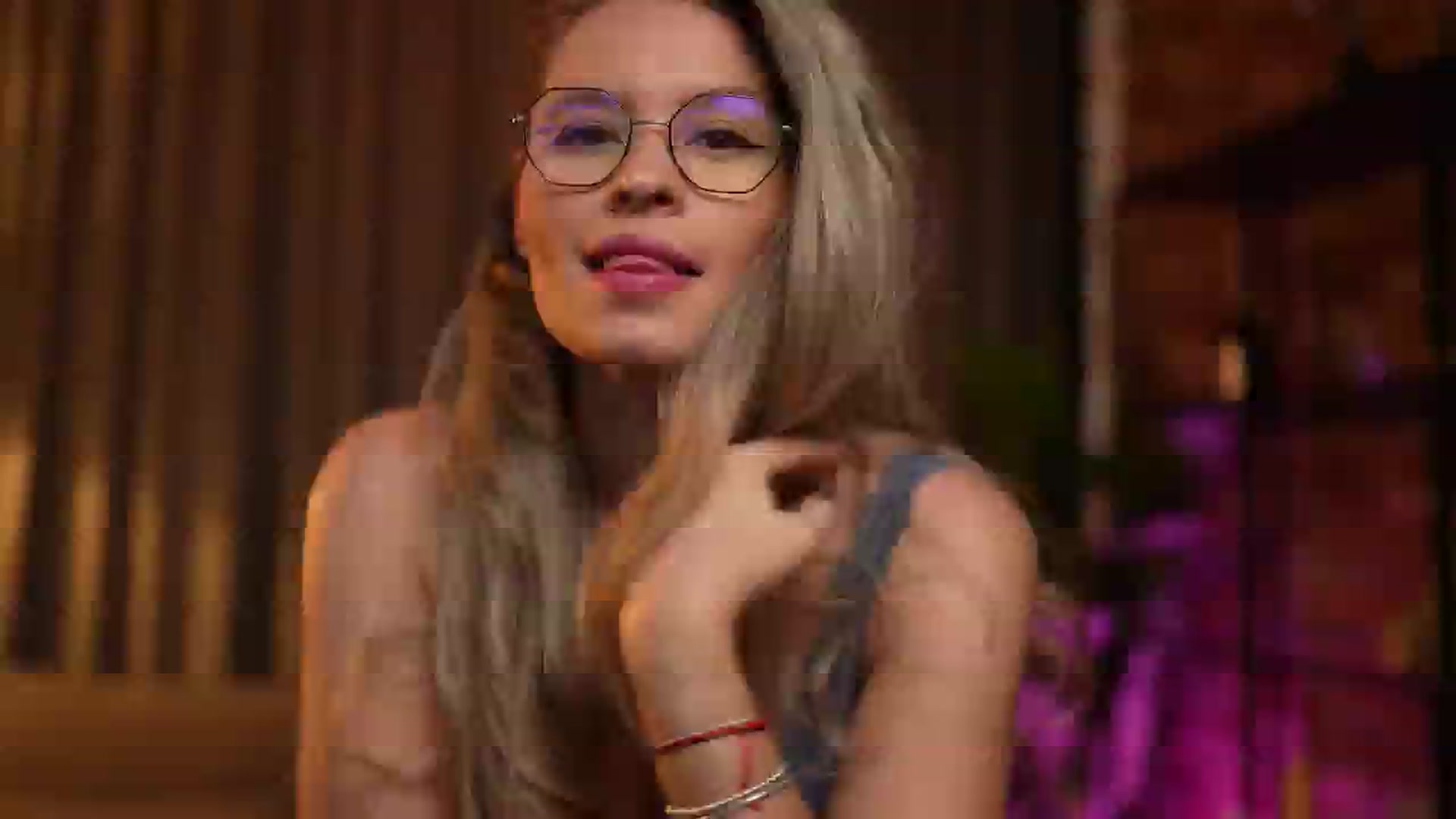 Gallery image thumbnail from BrandyWhite's myfreecams stream on, 07/10/2024, 05:57 image 9 of 20